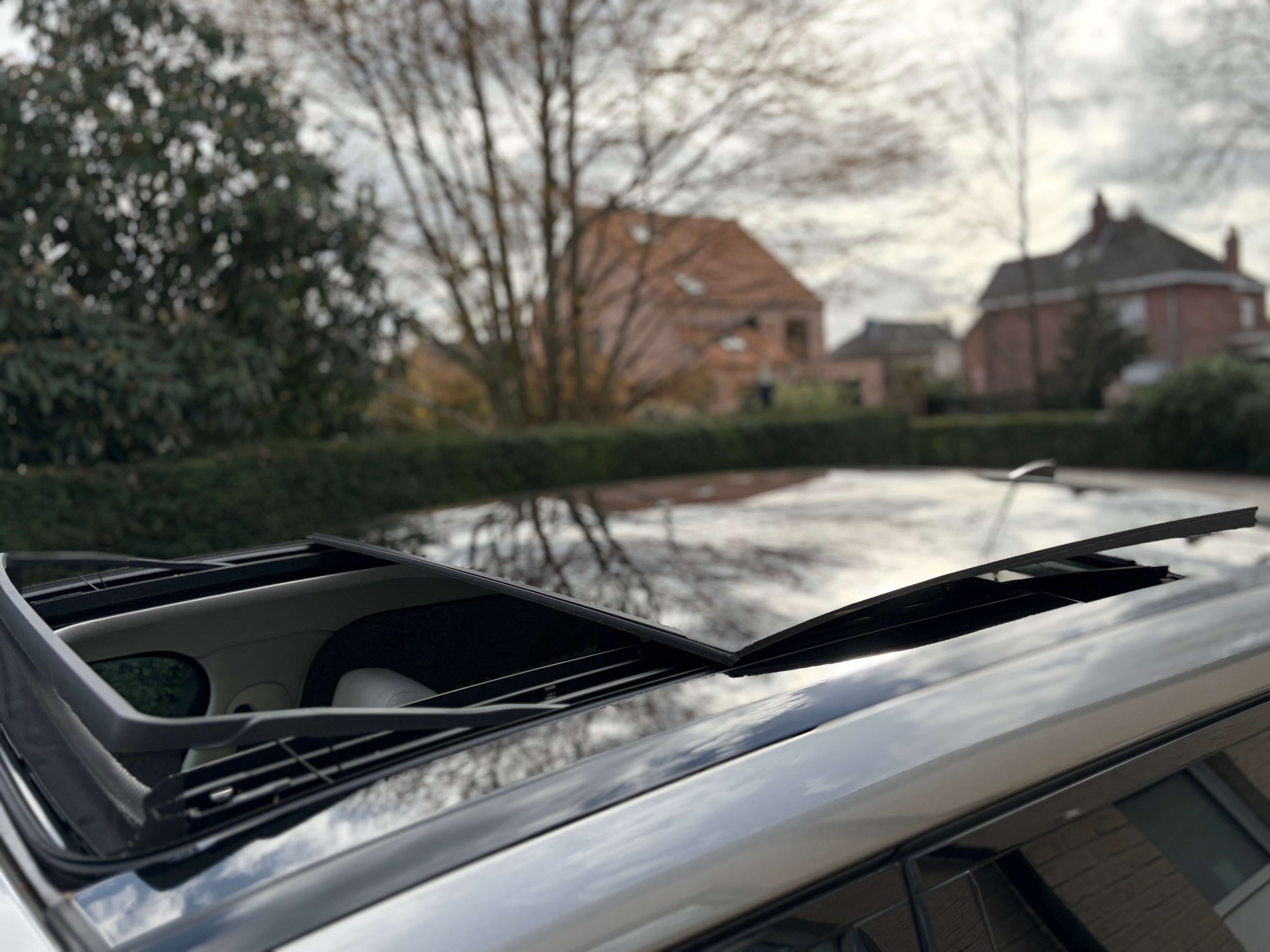 Land Rover Range Rover Velar 2.0 Turbo P250 S  ### 76000 km ###