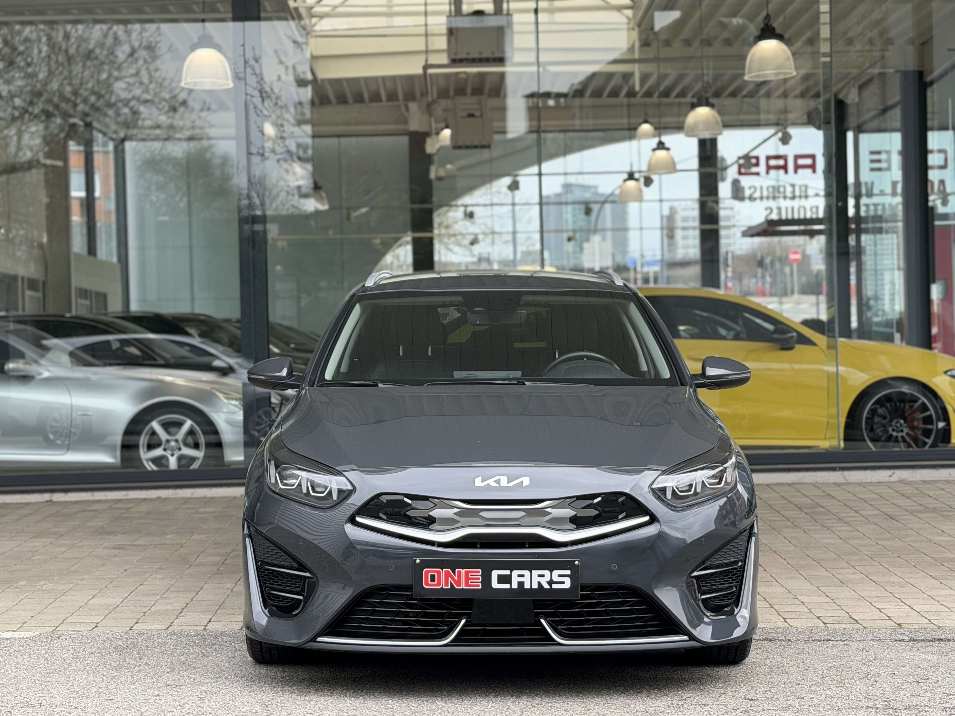 Kia Ceed SW / cee'd SW 1.6i GDi HYBRIDE CAMERA-GPS-CUIR-GAR USINE 2031
