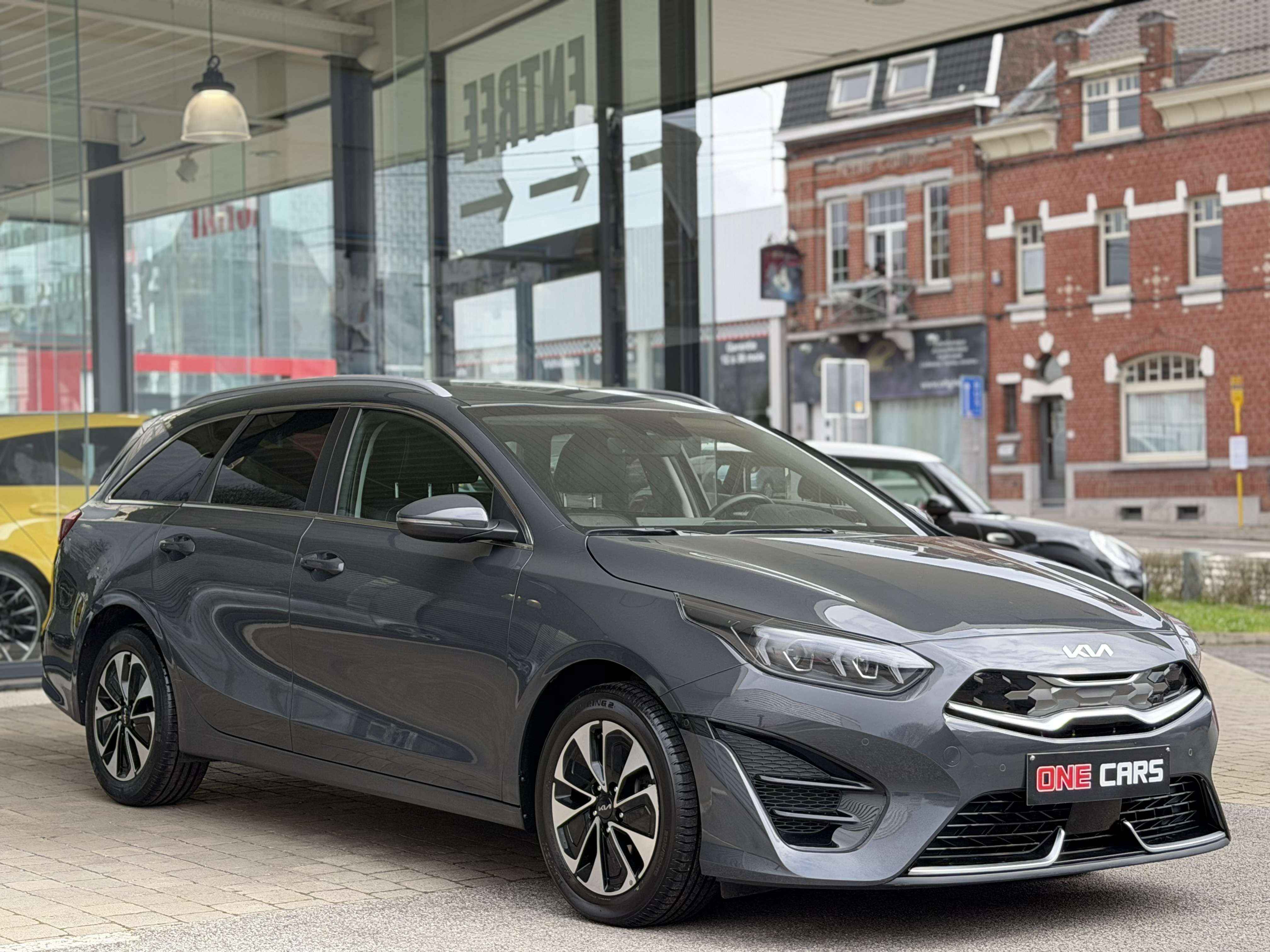 Kia Ceed SW / cee'd SW 1.6i GDi HYBRIDE CAMERA-GPS-CUIR-GAR USINE 2031