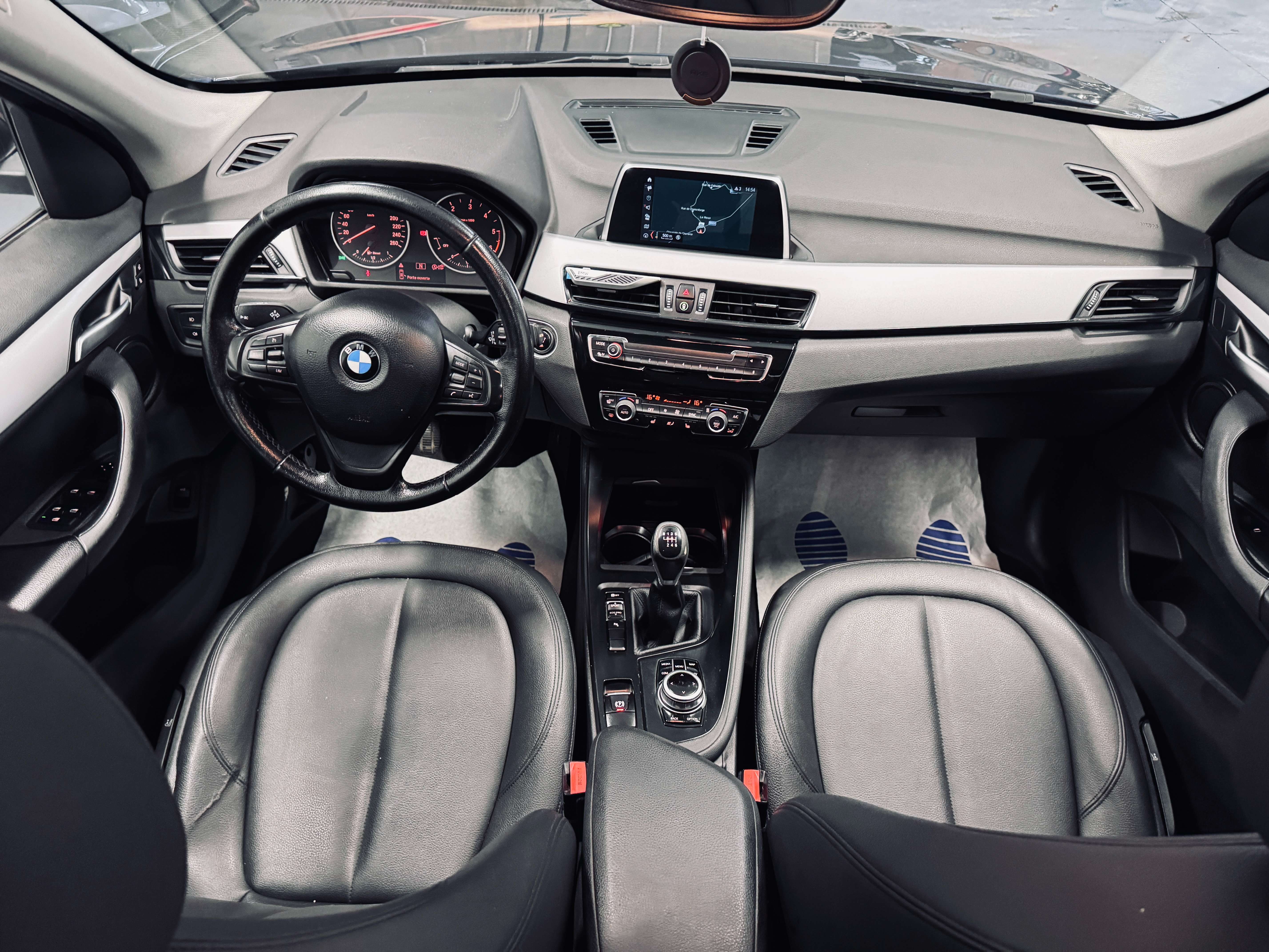 BMW X1 X1 1.5 d sDrive, Cuir, Toit pano, garantie 1an
