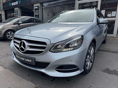 Mercedes-Benz E 200 BlueTEC Avantgarde Break Boit-Auto Cuir Gps Carnet