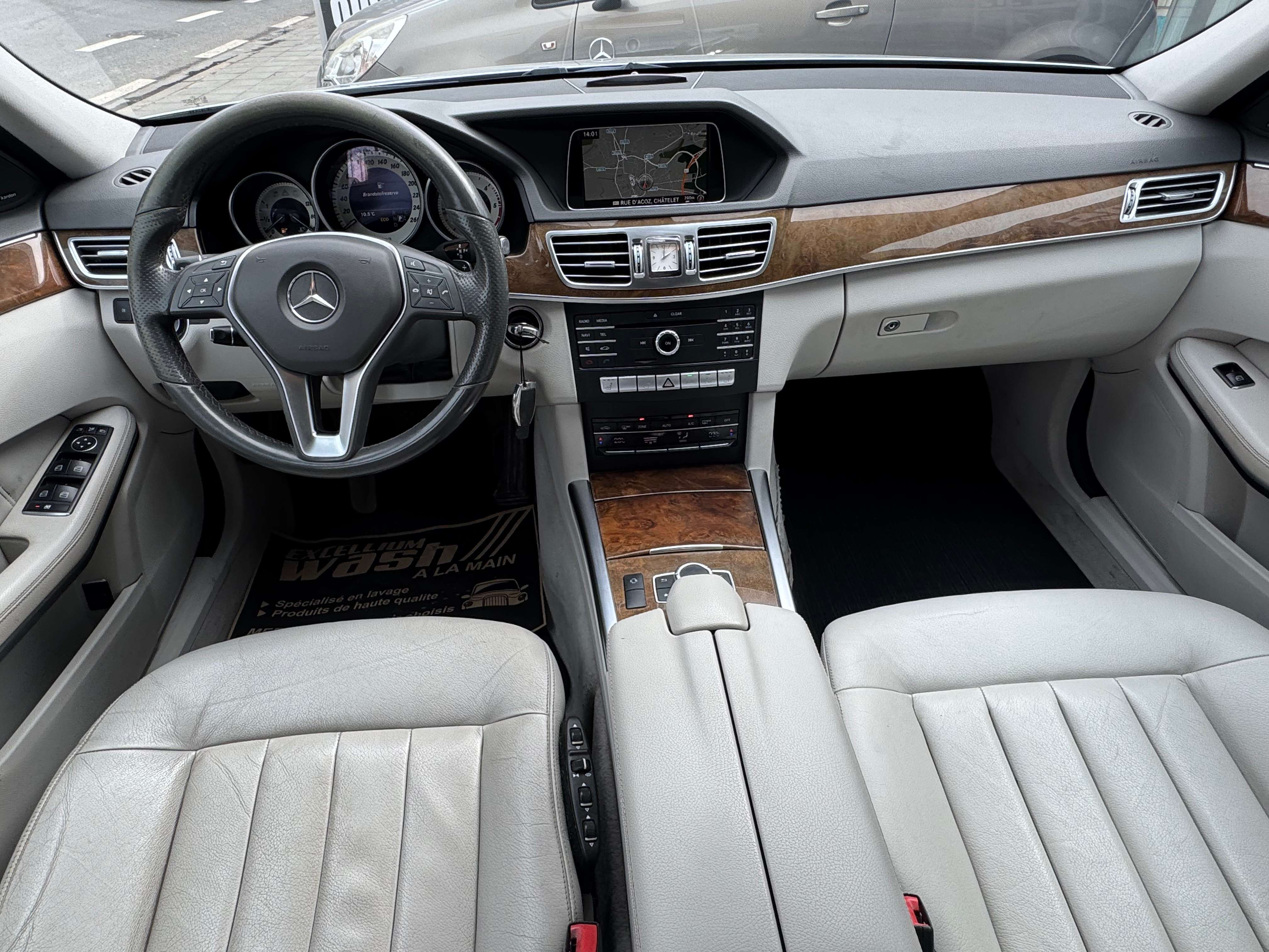 Mercedes-Benz E 200 BlueTEC Avantgarde Break Boit-Auto Cuir Gps Carnet