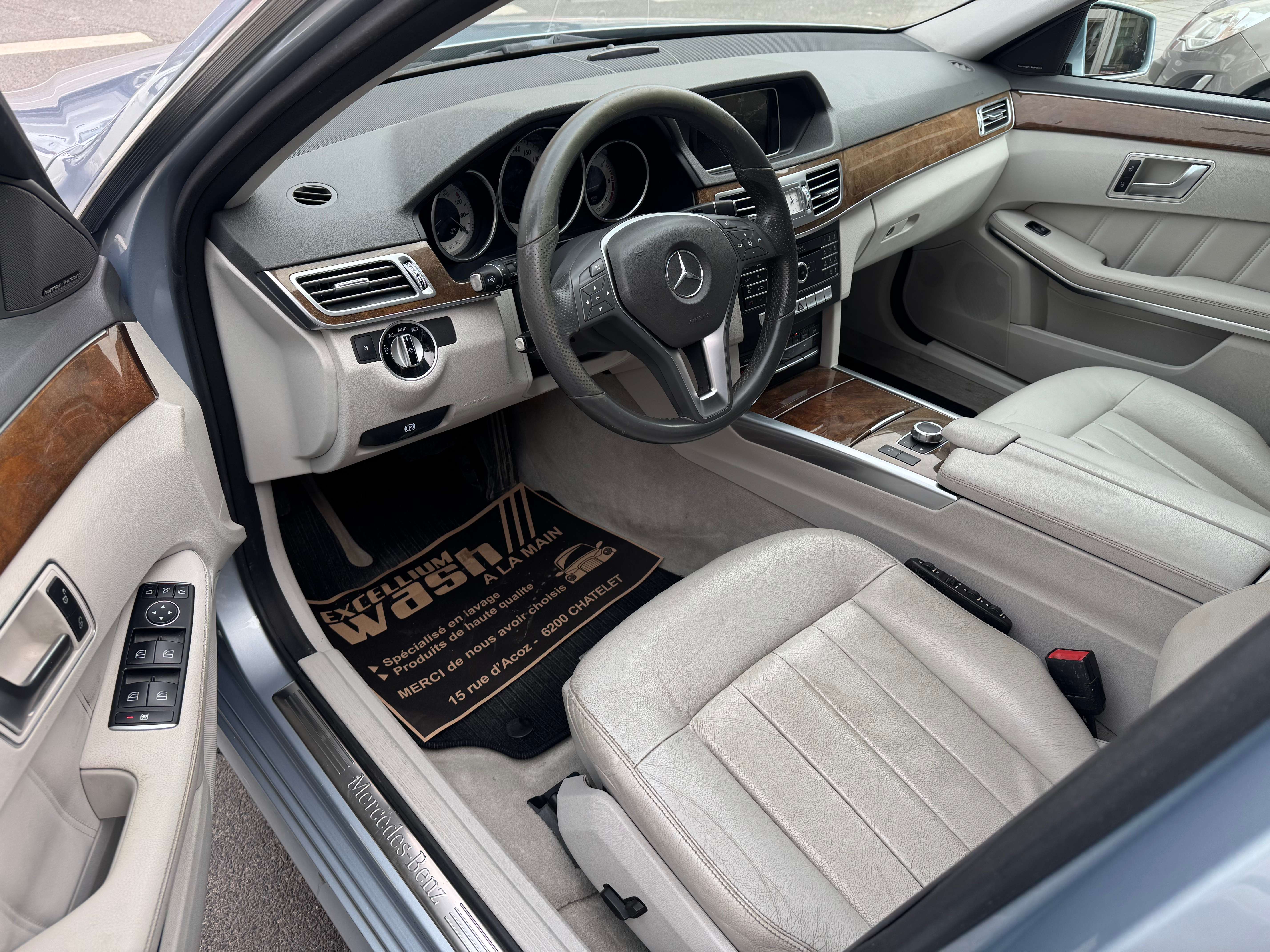 Mercedes-Benz E 200 BlueTEC Avantgarde Break Boit-Auto Cuir Gps Carnet