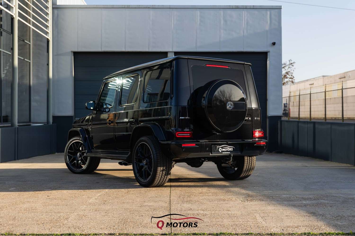 Mercedes-Benz G 63 AMG FACELIFT-LED-KEYLESS-MASSAGE-360-ACC-BURMEST-BTW
