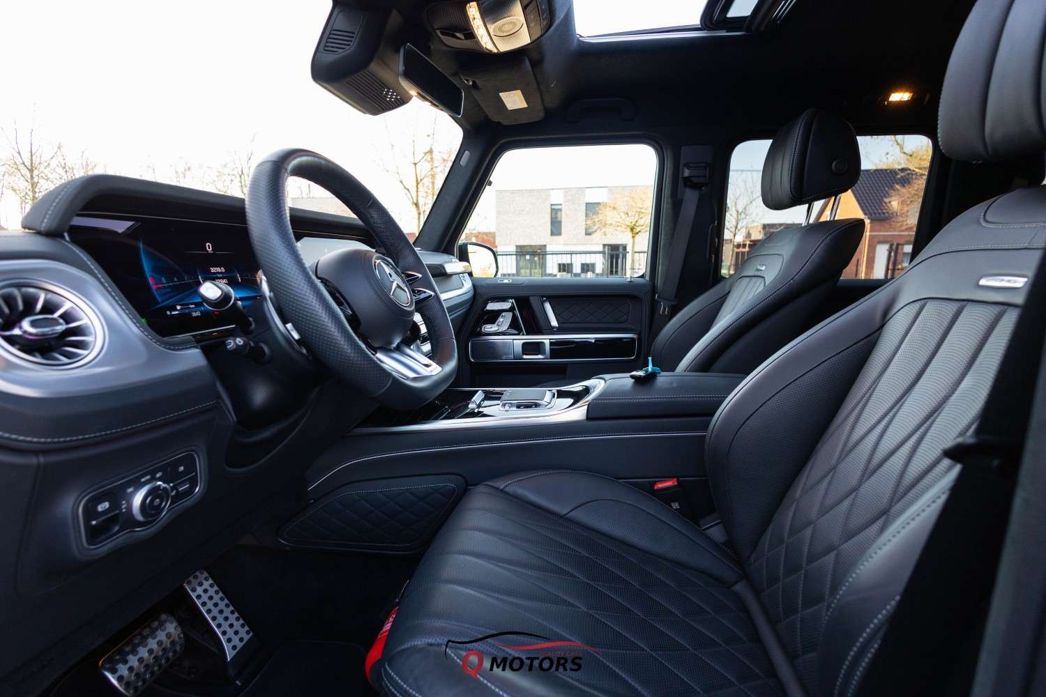 Mercedes-Benz G 63 AMG FACELIFT-LED-KEYLESS-MASSAGE-360-ACC-BURMEST-BTW