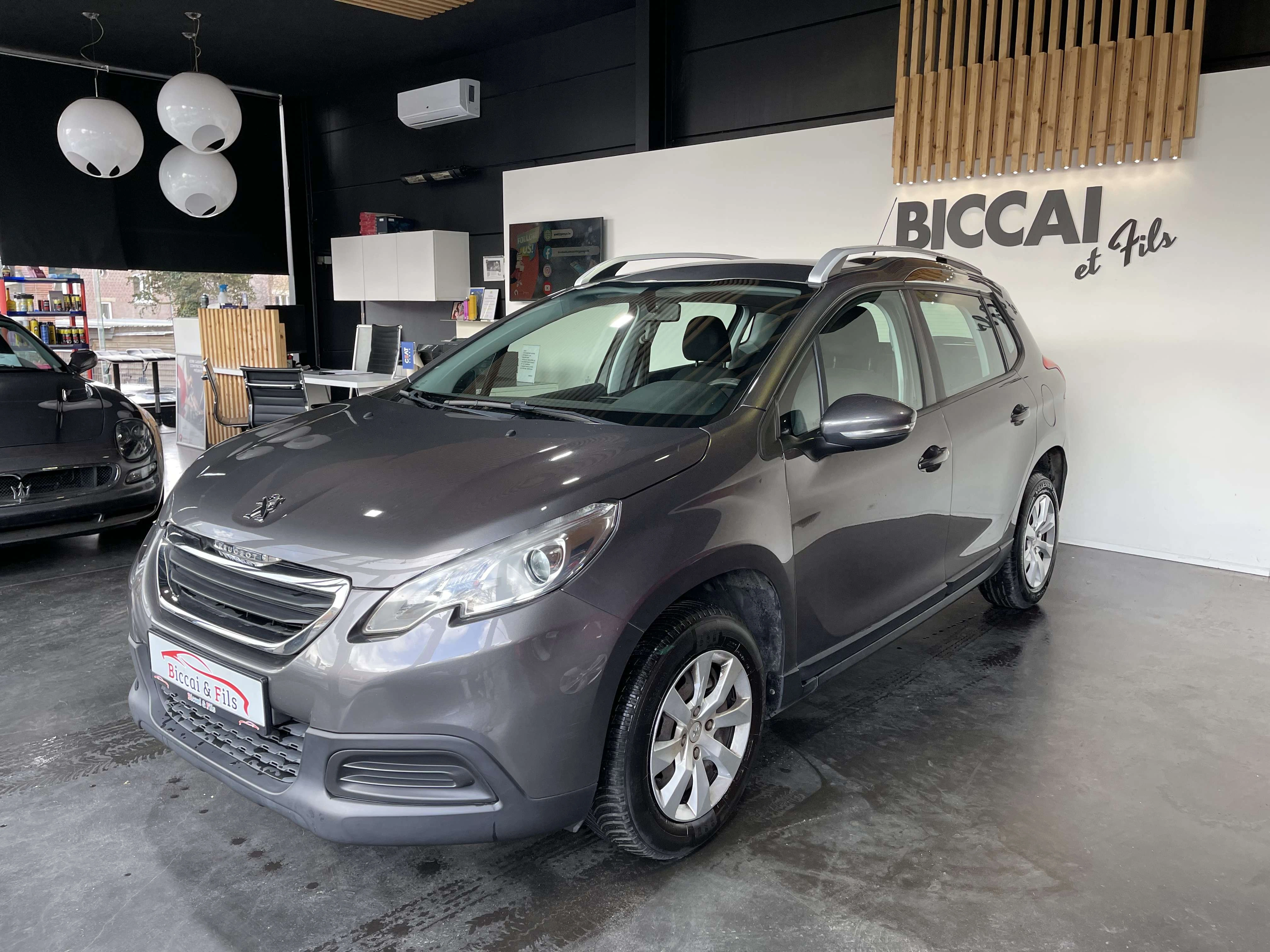 Peugeot 2008 2008 1.2i PureTech Allure S