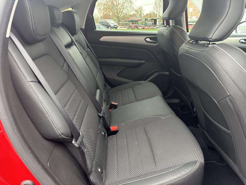 Renault Arkana techno mild hybrid 140 auto