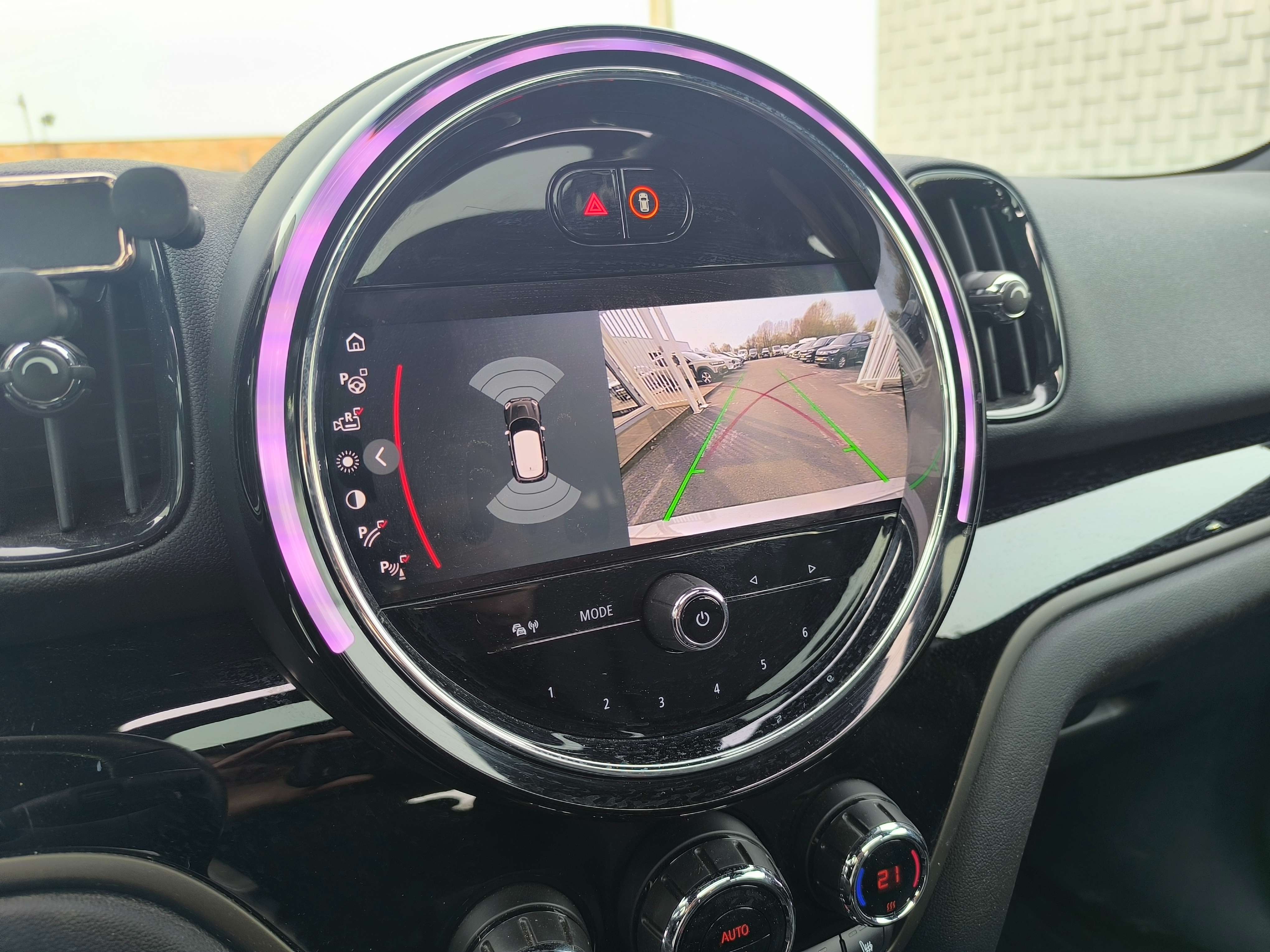 MINI Cooper Countryman 1.5S B.AUTO BLACK EDITION TOIT PANO GPS XENON ACC