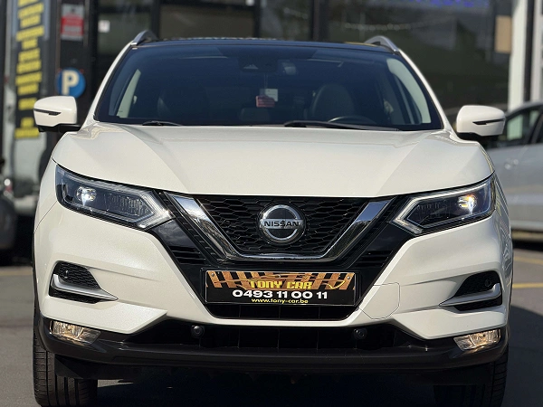 Nissan Qashqai Qashqai 1.2 DIG-T*NAVI*CAMERA360*PANO*CUIR*