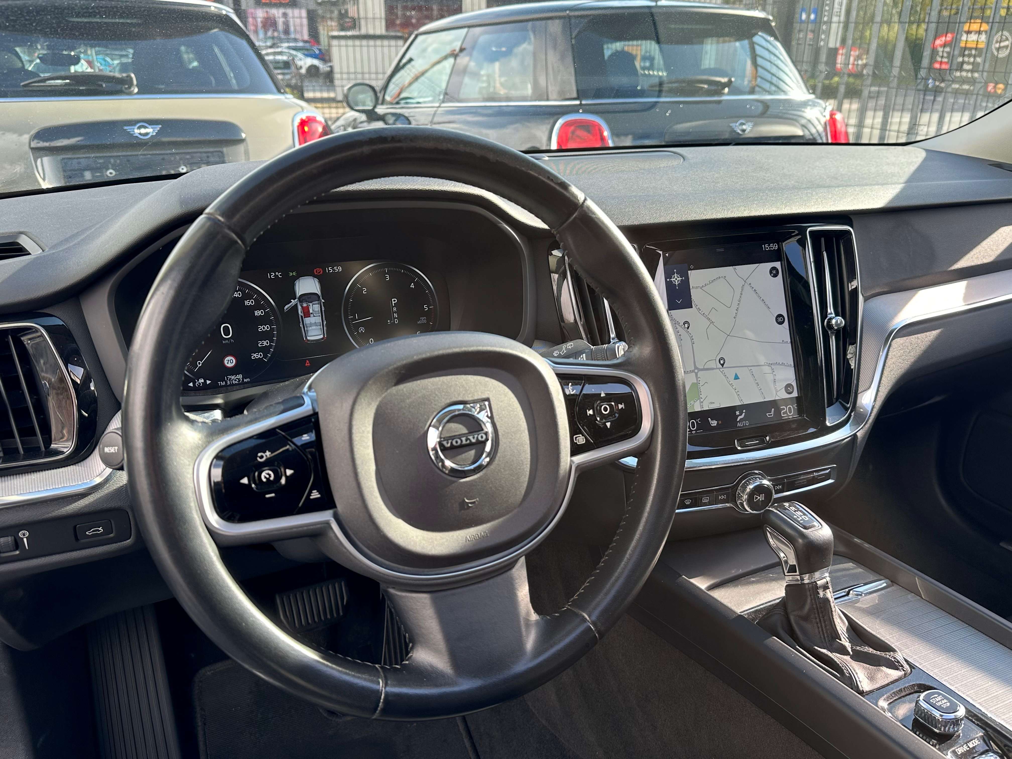 Volvo V60 2.0 D4*INSCRIPTION*FULL OPTION*PANORAMIC*CAM 360