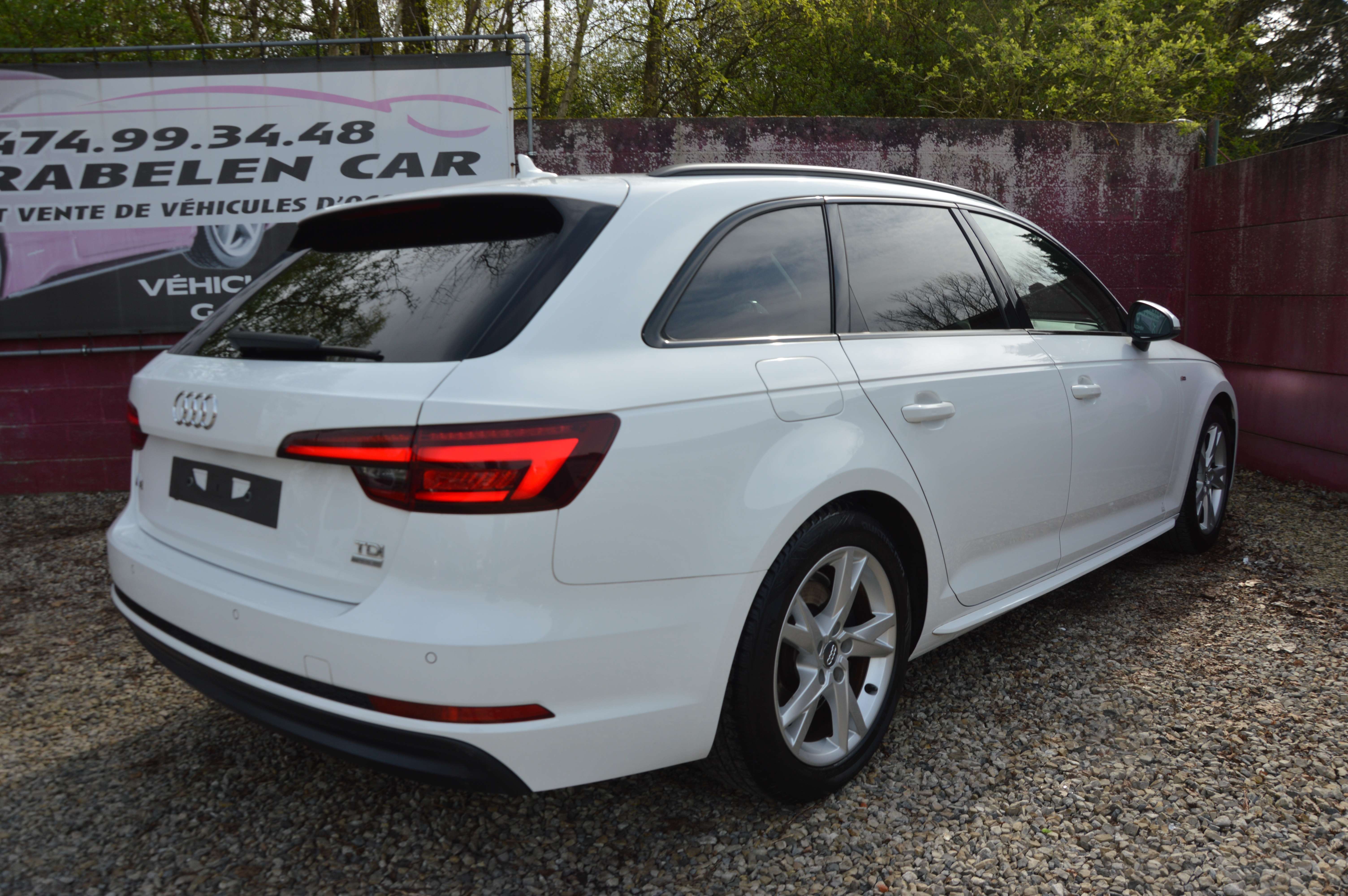 Audi A4 2.0TDi Pack S-Line COCKPIT SENS AV/AR 73.387KM