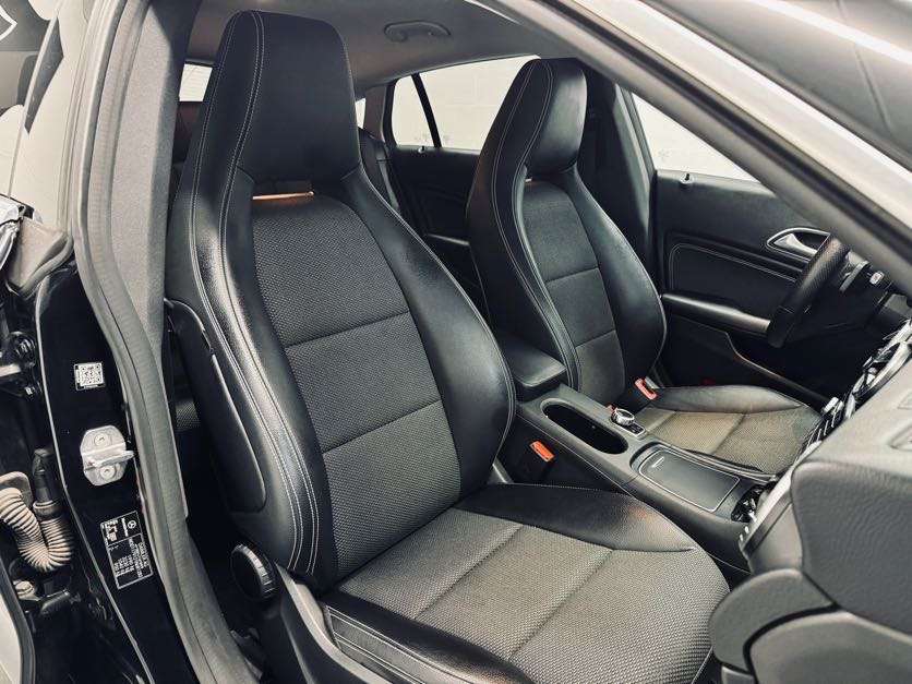 Mercedes-Benz CLA 180 CLA 180 d ,AUTOMATIQUE, GARANTIE 1AN