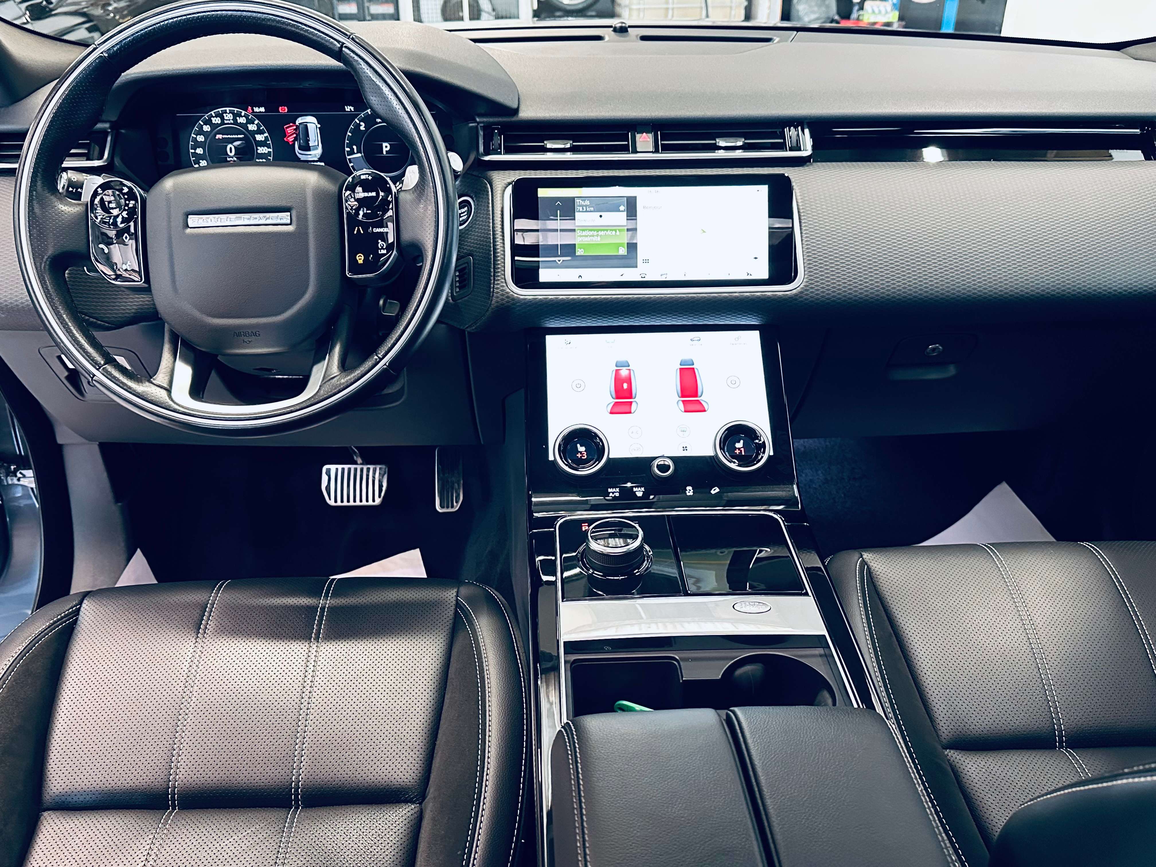 Land Rover Range Rover Velar Velar 2.0 TD4 R-Dynamic S PANO FULL LED CUIR JA20