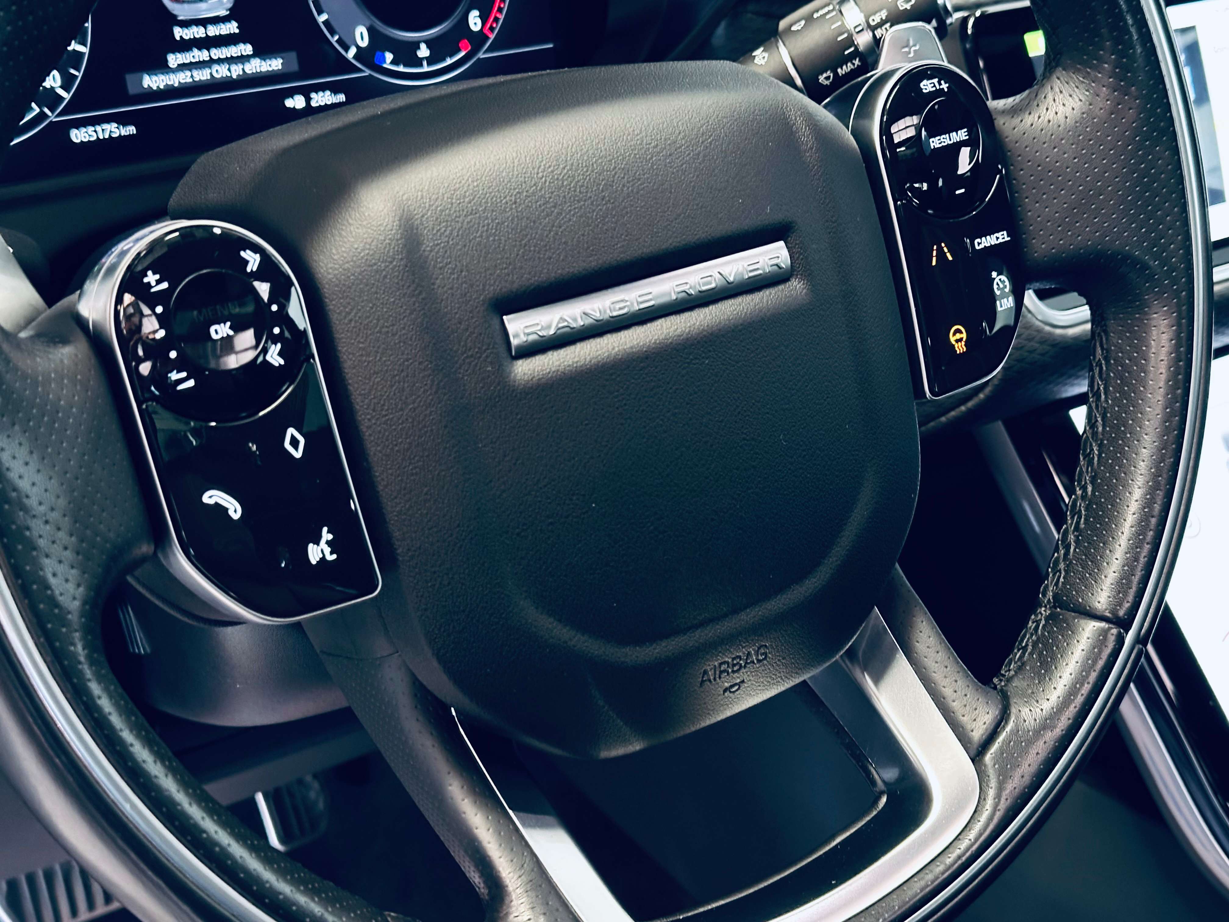 Land Rover Range Rover Velar Velar 2.0 TD4 R-Dynamic S PANO FULL LED CUIR JA20