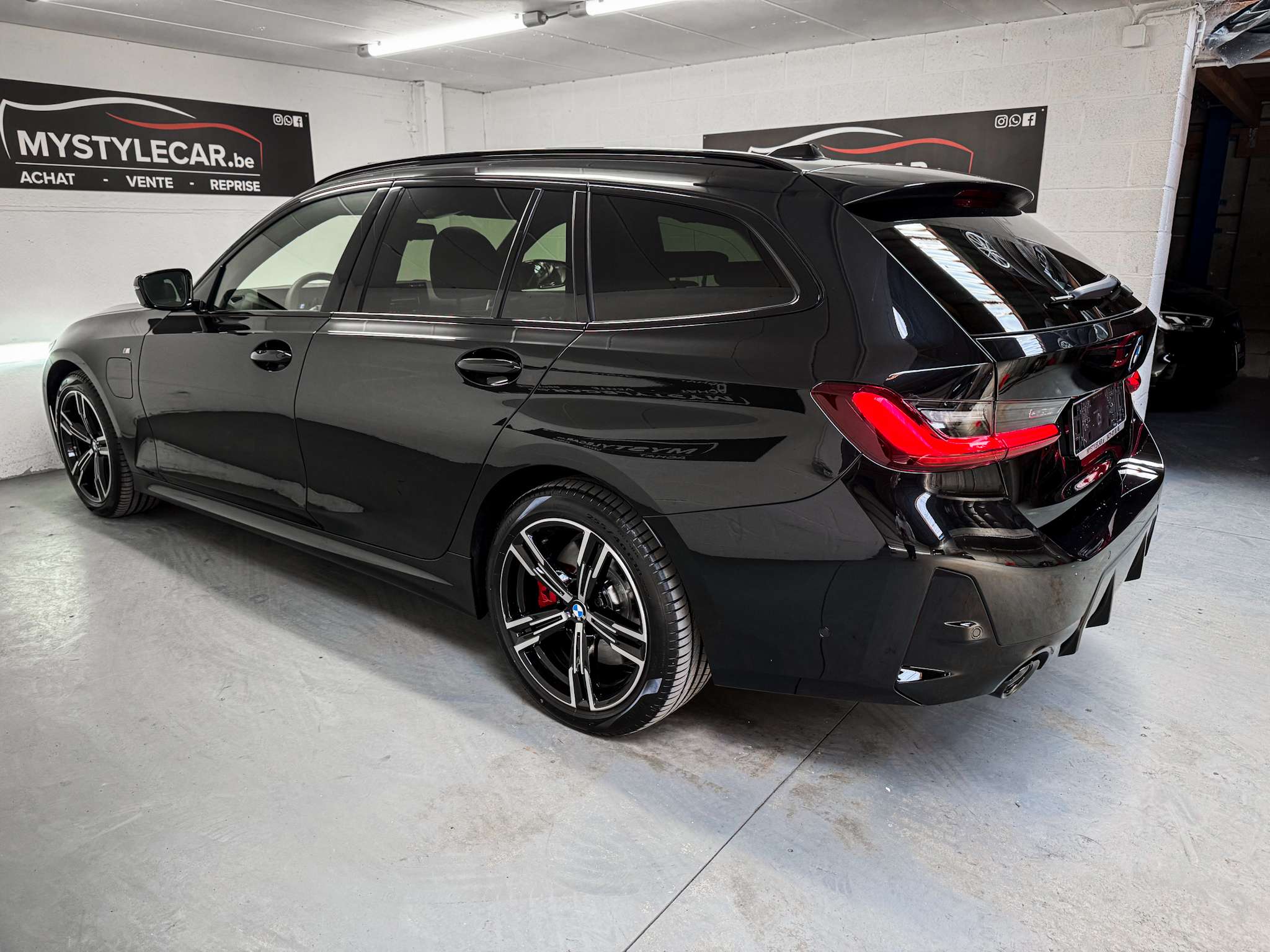 BMW 330 Touring 330e HYBRIDE PACK M. 292ch.