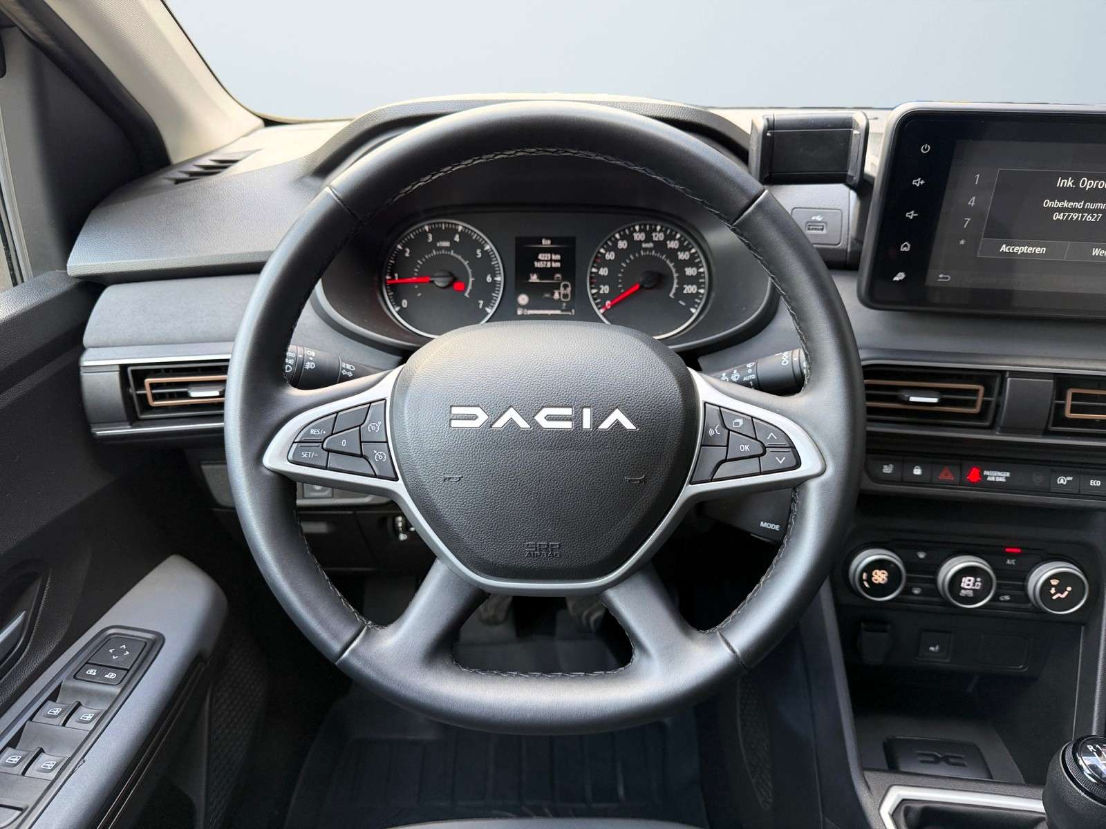 Dacia Jogger 1.0TCE110*7PL*EXTREME*6MT*CARPLAY*CAMERA*GARANTIE