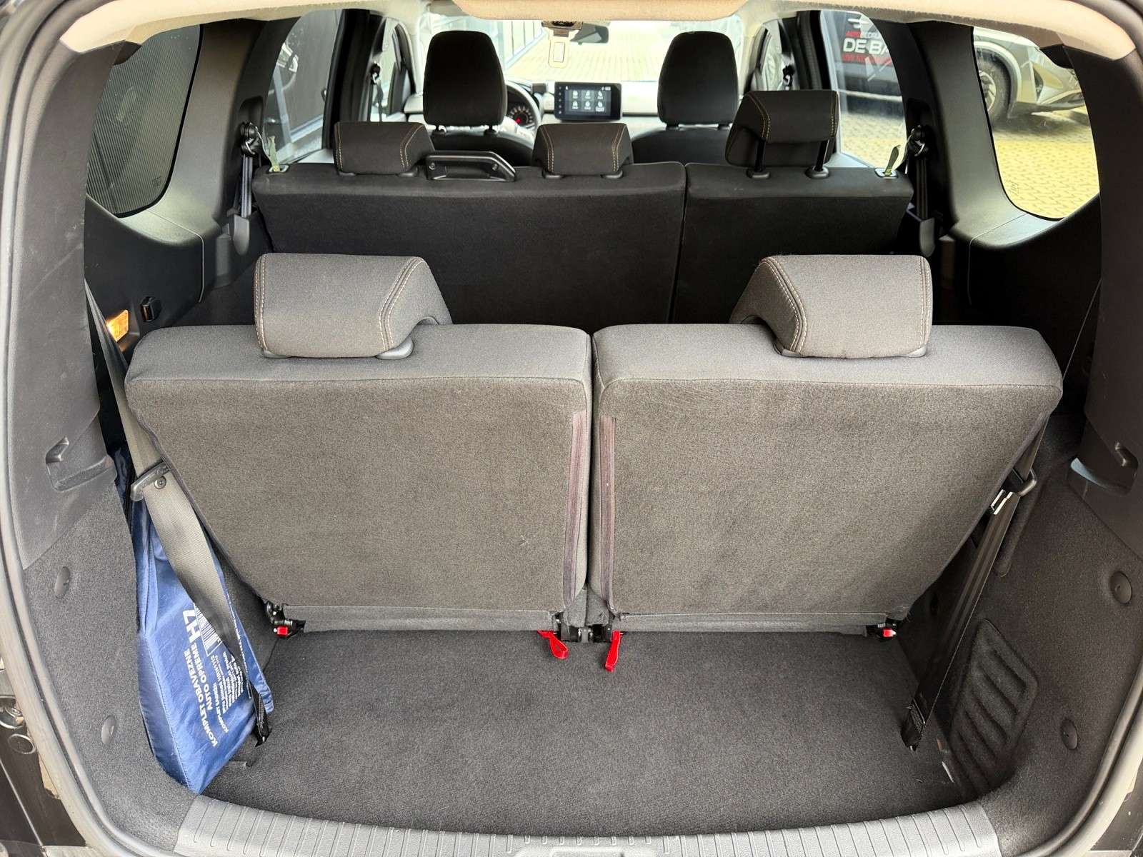 Dacia Jogger 1.0TCE110*7PL*EXTREME*6MT*CARPLAY*CAMERA*GARANTIE