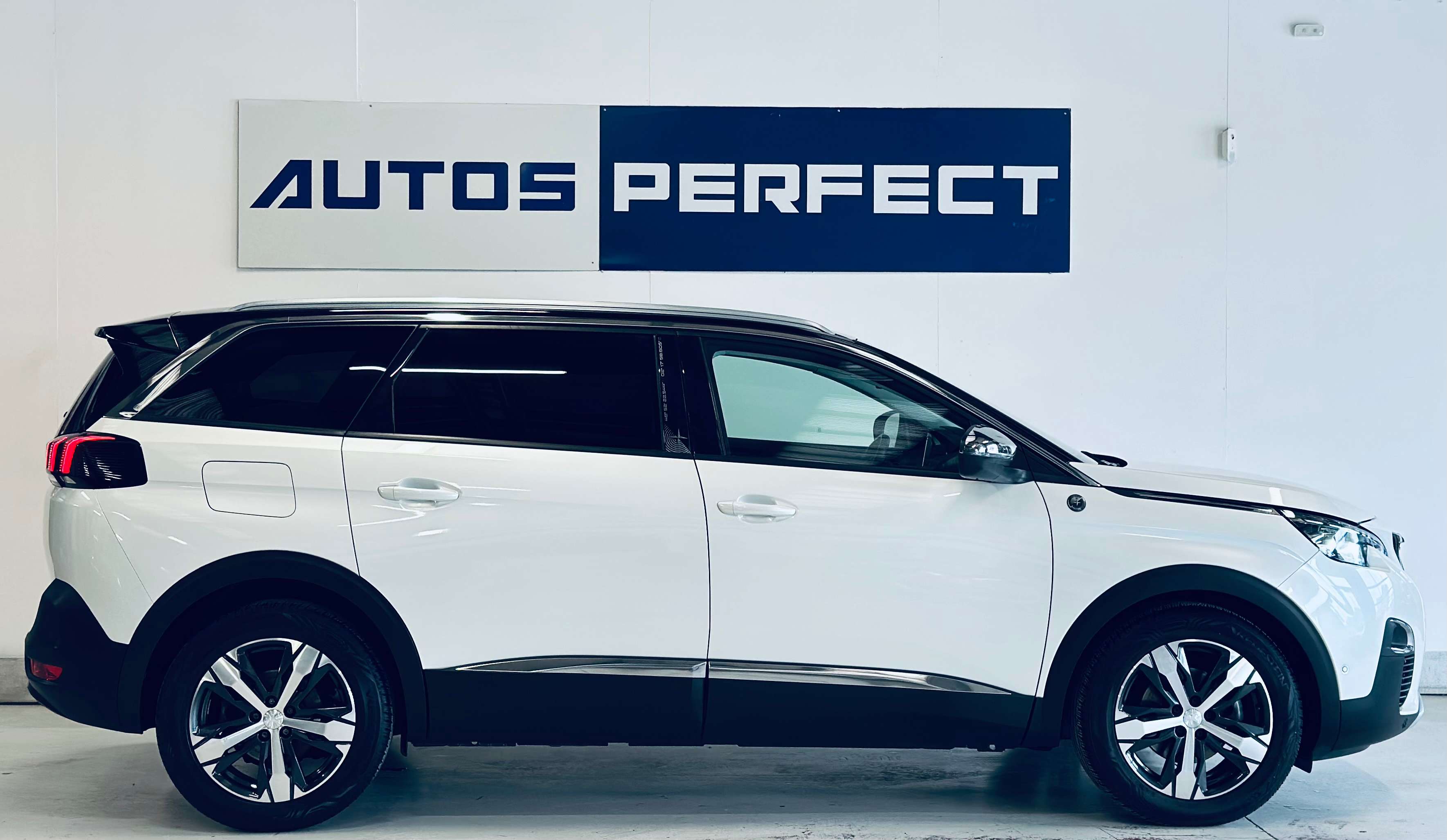 Peugeot 5008 1.2 Crossway AUTO 7PLACES CAMERA NAVI PDC PALETTE