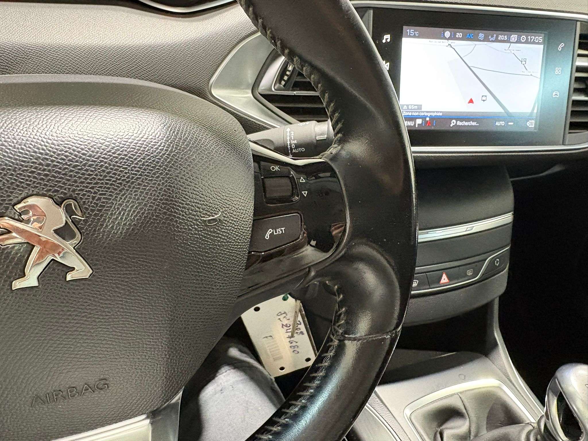 Peugeot 308 ** 1.5 BlueHDi ** Style ** GPS ** Garantie 12 mois