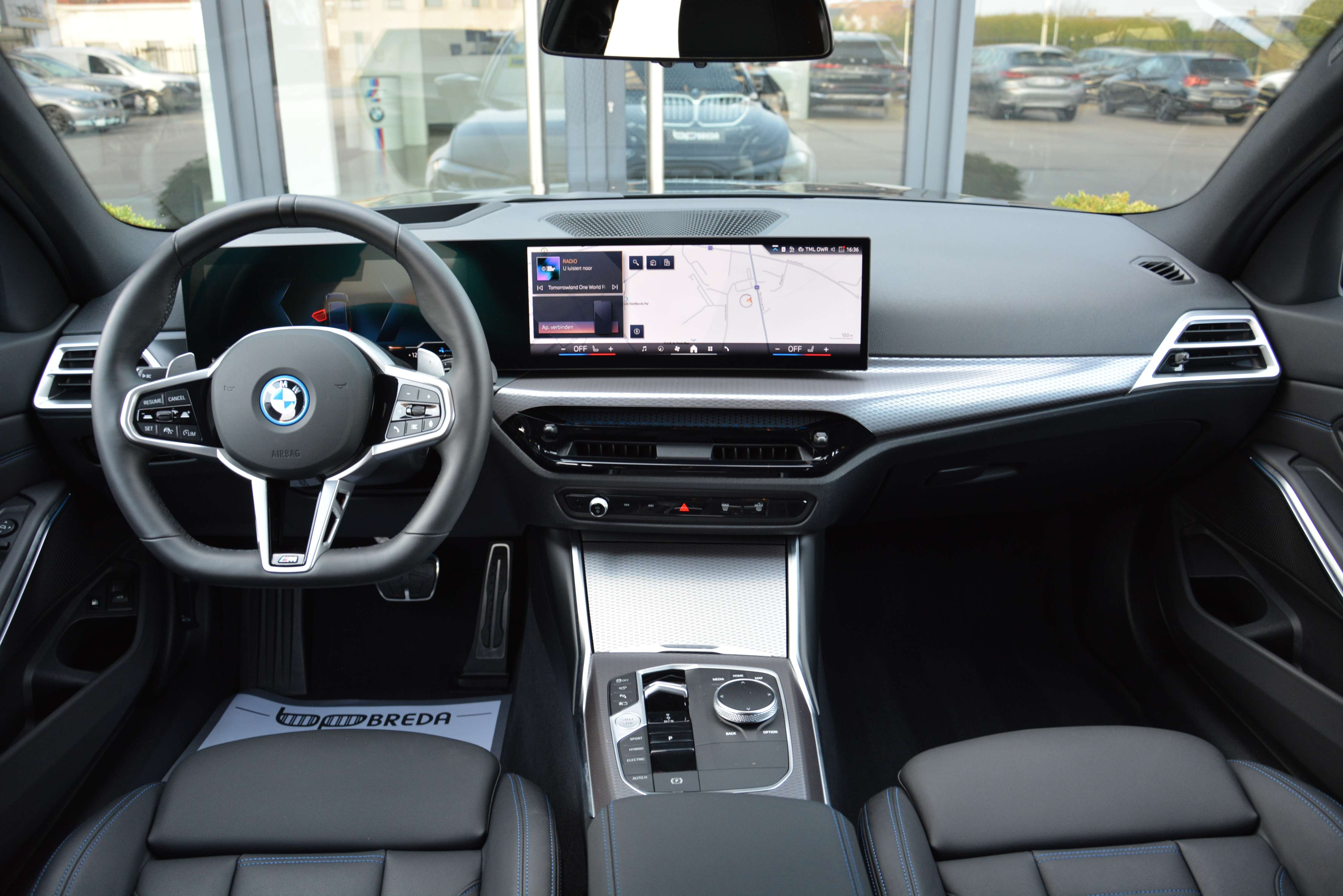 BMW 330 e Touring M-Performance/360°Cam/HUD/ACC/Keyless