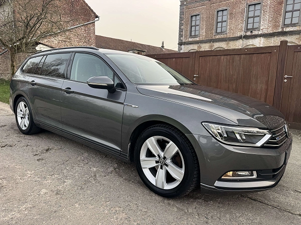 Volkswagen Passat Variant SW 1.6 CR TDi Highline *CAM*GPS*CRUISE*