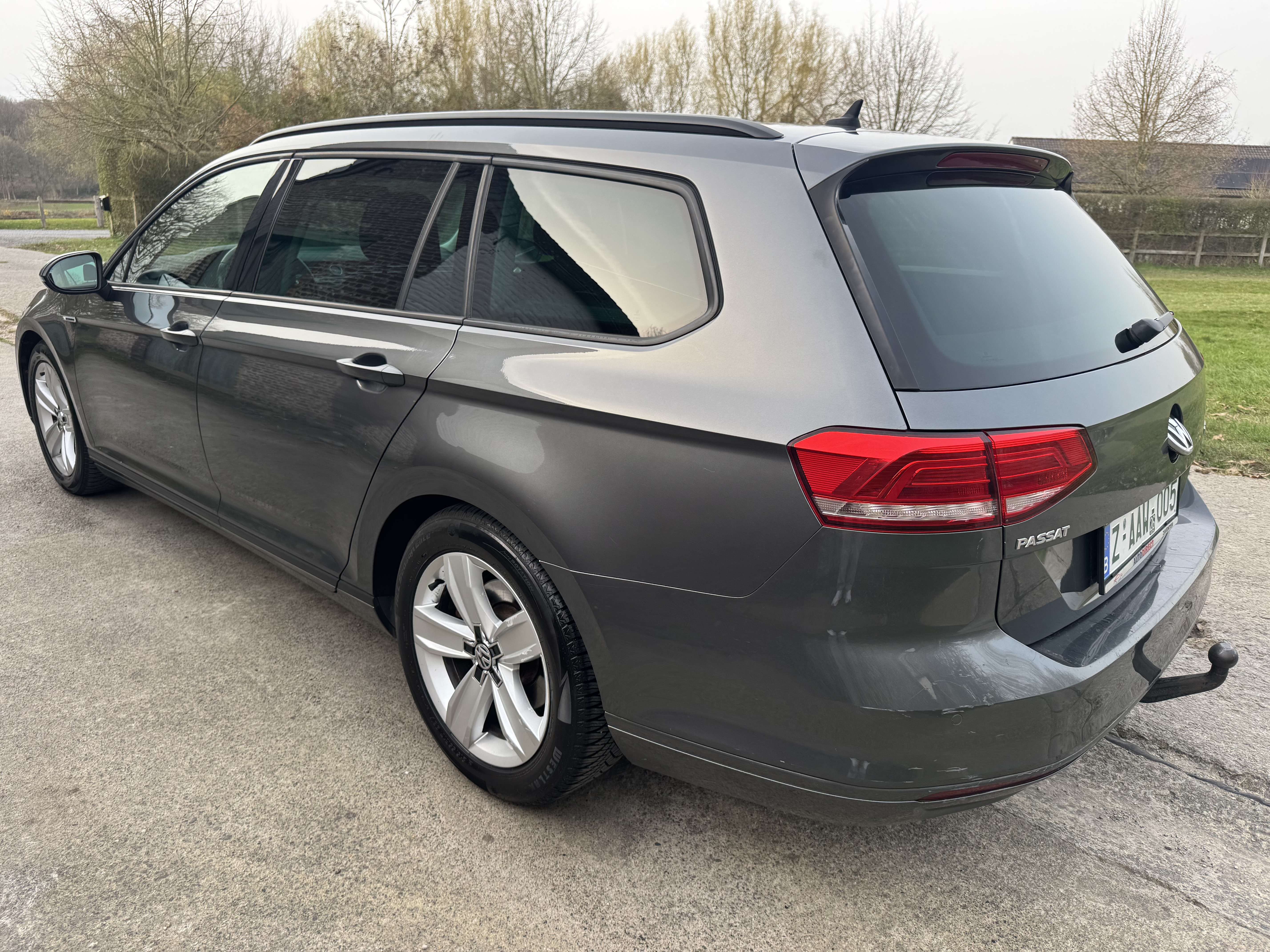 Volkswagen Passat Variant SW 1.6 CR TDi Highline *CAM*GPS*CRUISE*