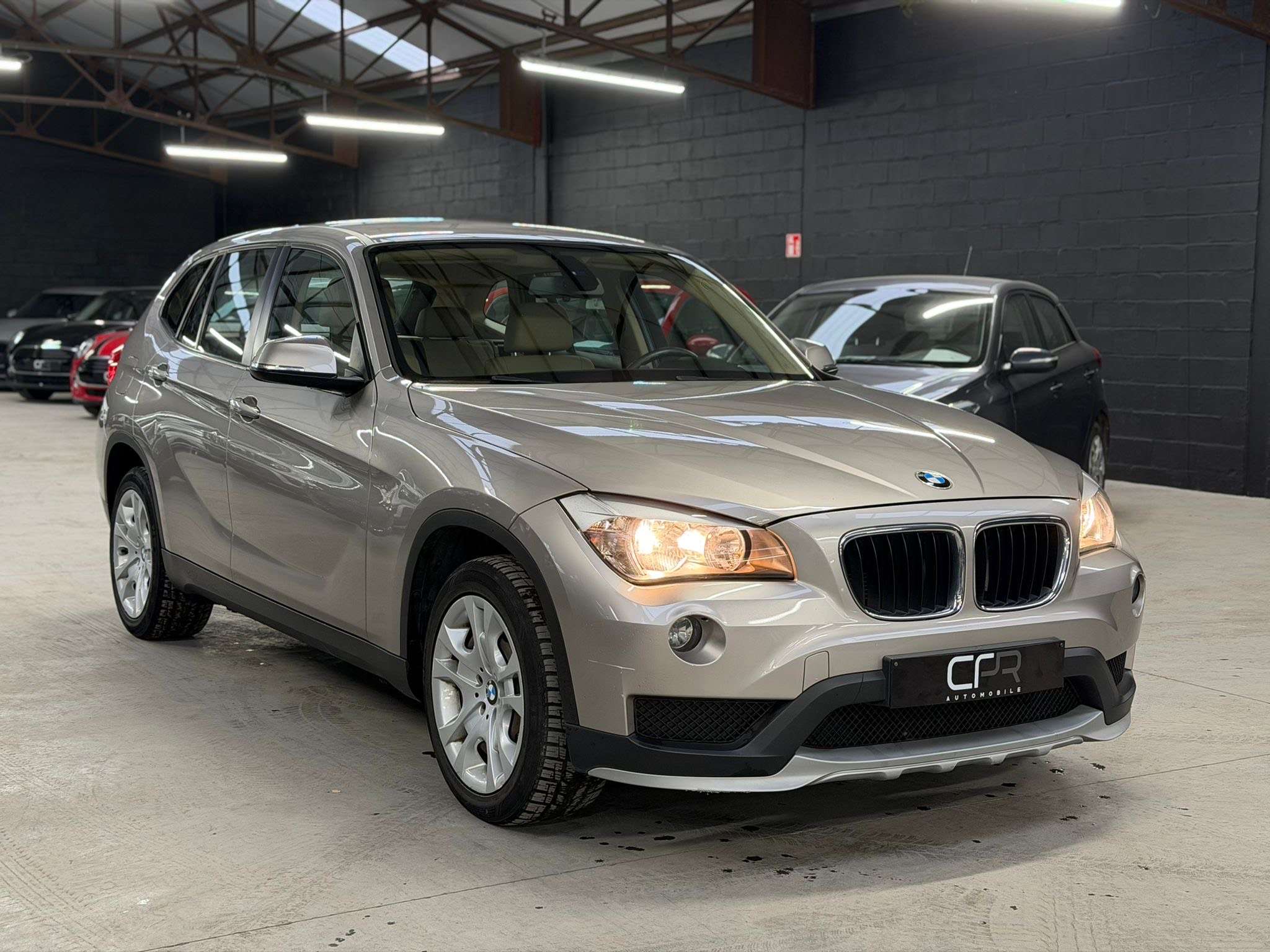 BMW X1 sDrive18i * 1ER PROP * GPS * AUTOMAT * SIEGE CH