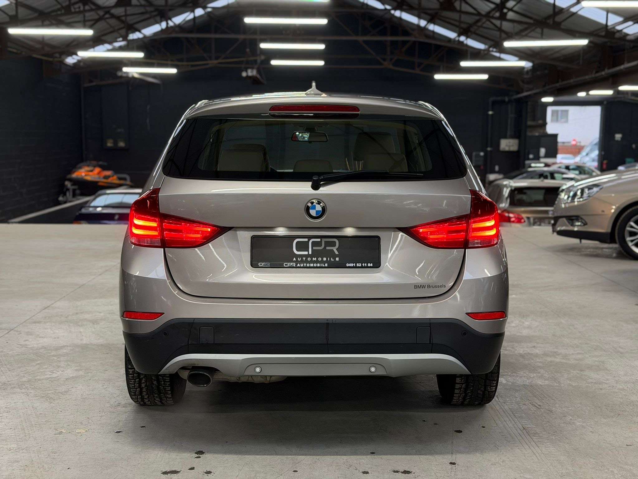 BMW X1 sDrive18i * 1ER PROP * GPS * AUTOMAT * SIEGE CH