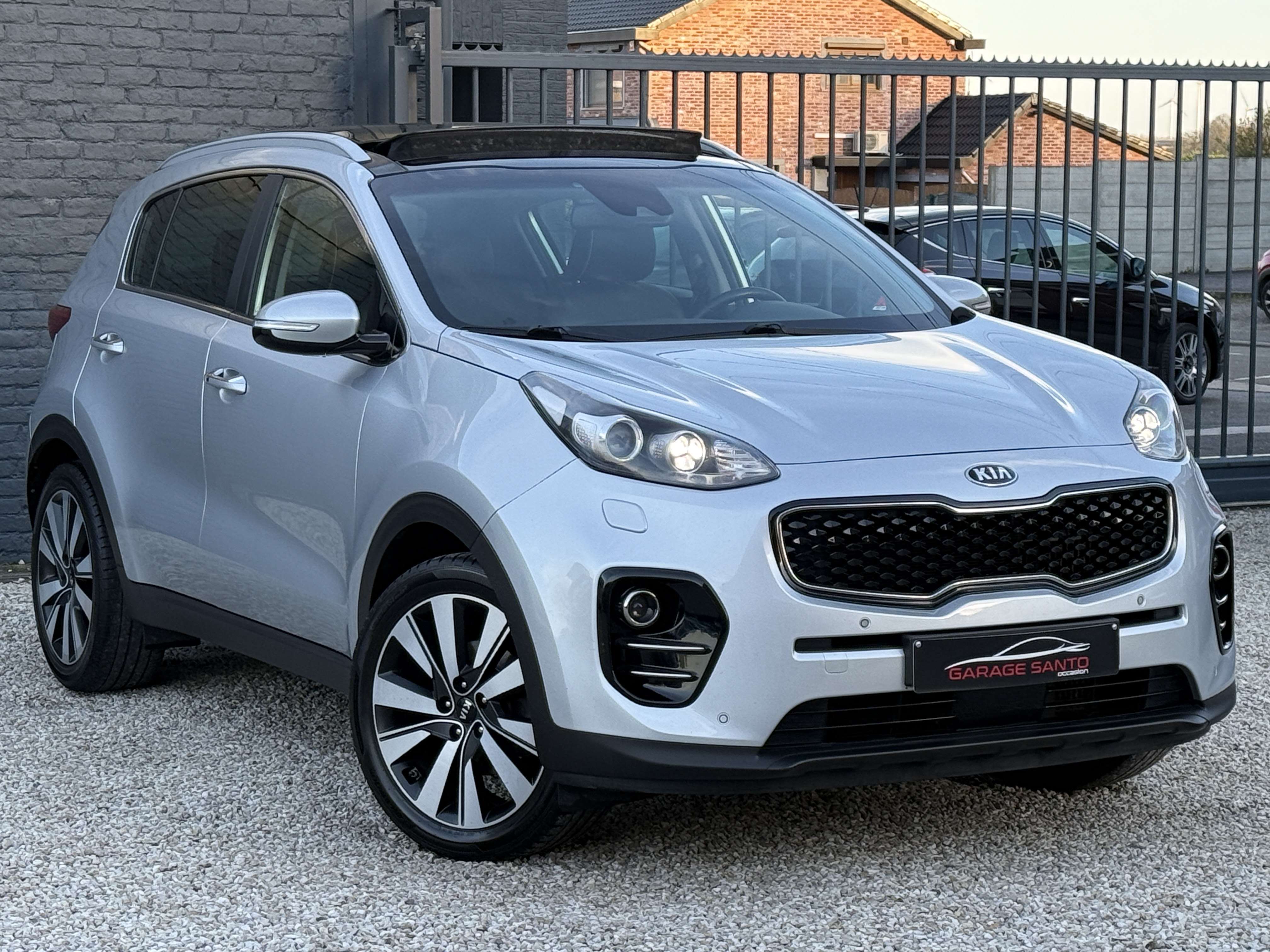 Kia Sportage Sportage 1.7 CRDi 2WD Lounge /Navi/Pano/Cuir/Led/