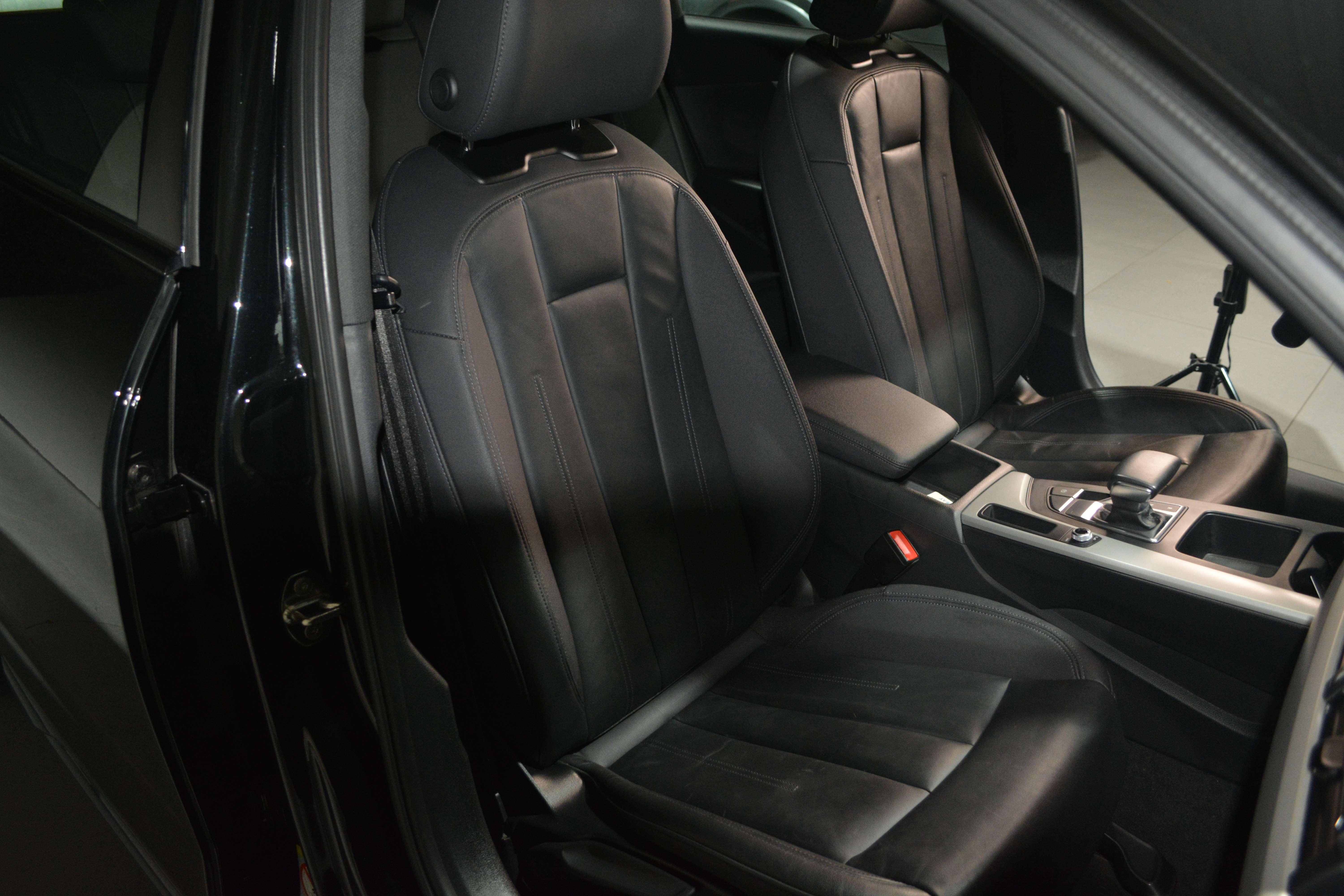 Audi A4 A4 Avant 35 TFSI Bus. Edition Attraction S tronic