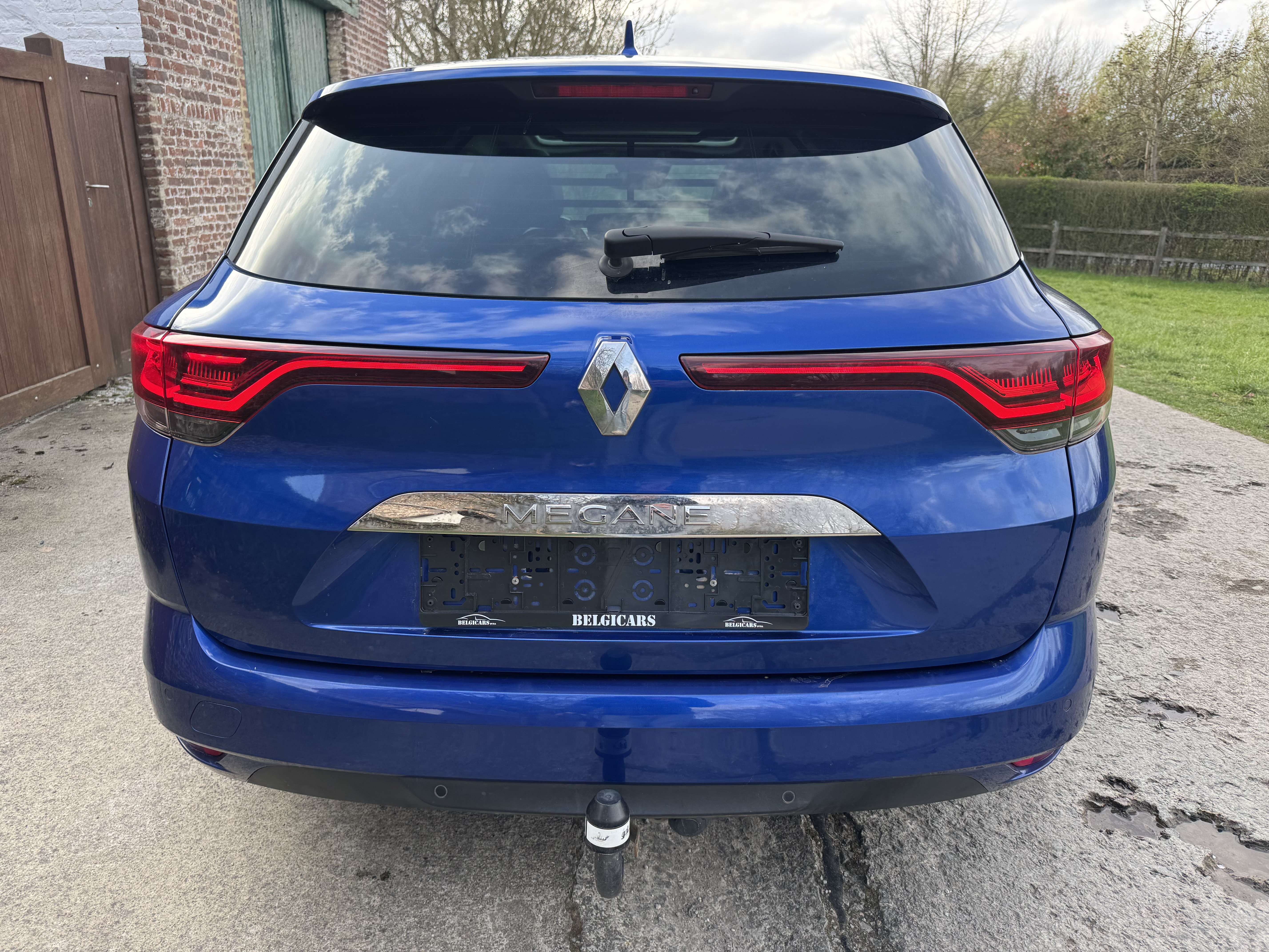 Renault Megane SW 1.33 TCe EDC *PANO*HUD*CAM*  (EU6D)