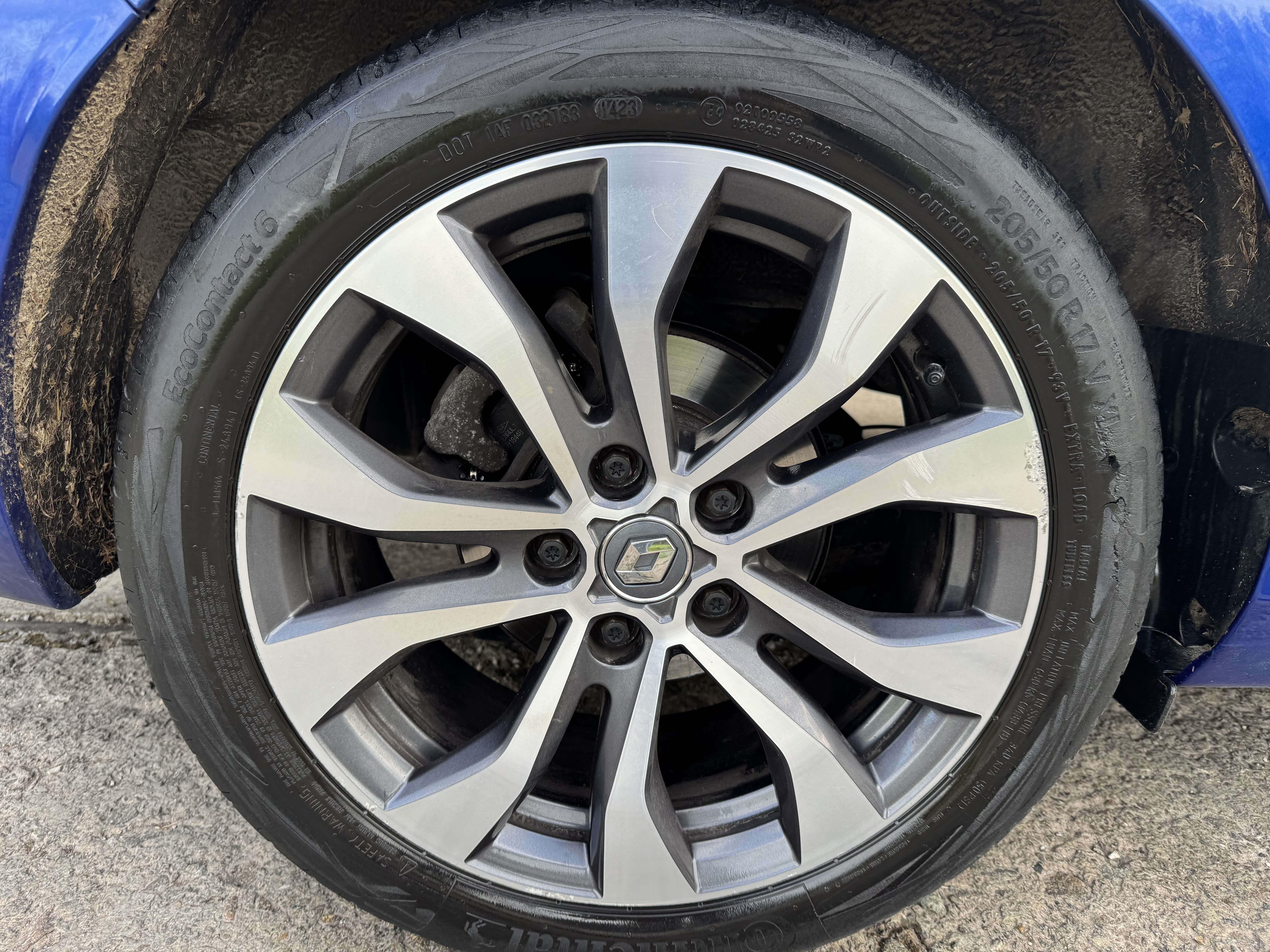 Renault Megane SW 1.33 TCe EDC *PANO*HUD*CAM*  (EU6D)