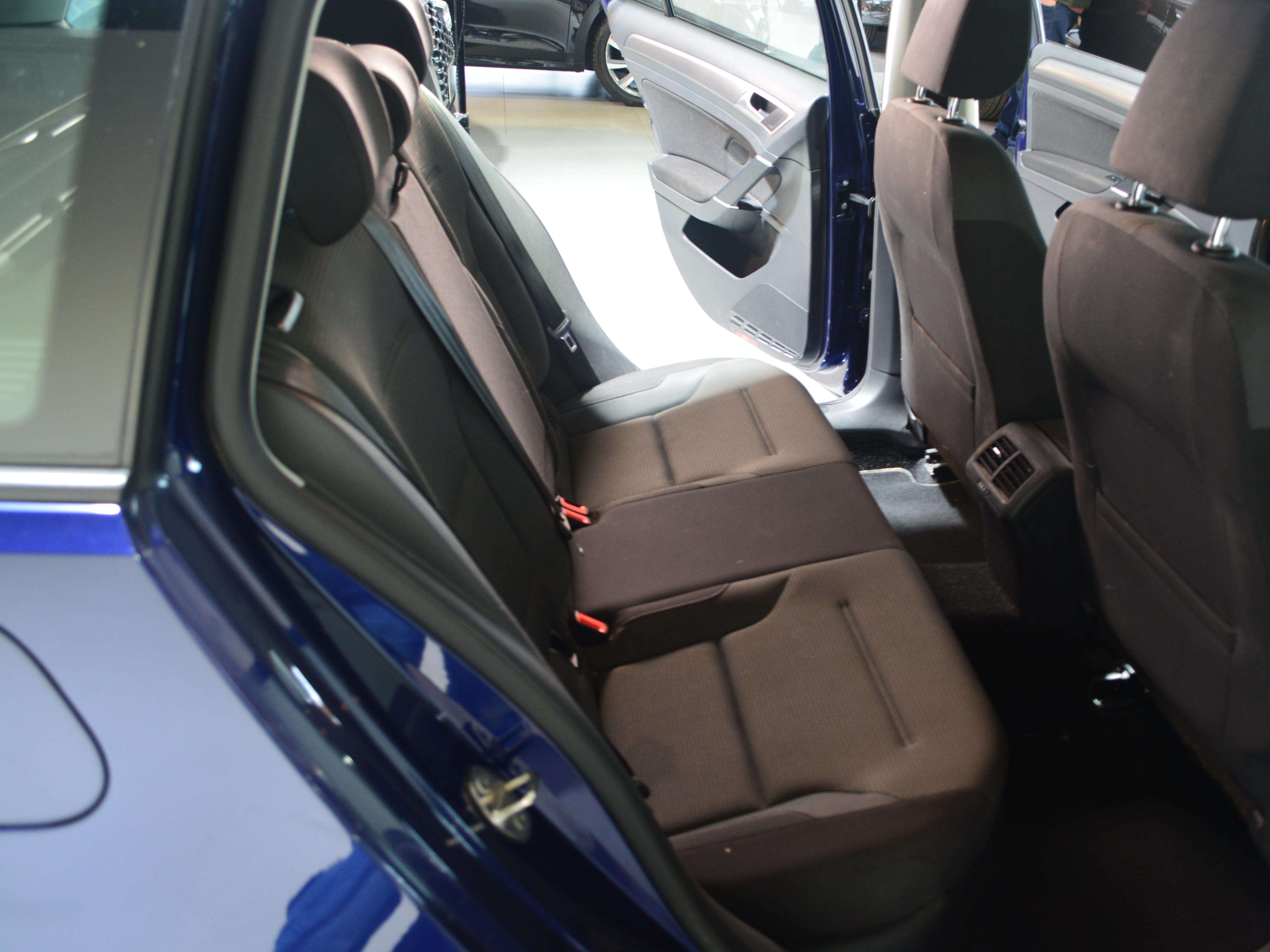Volkswagen Golf Variant Golf SW 1.0 TSI BMT Comfortline DSG