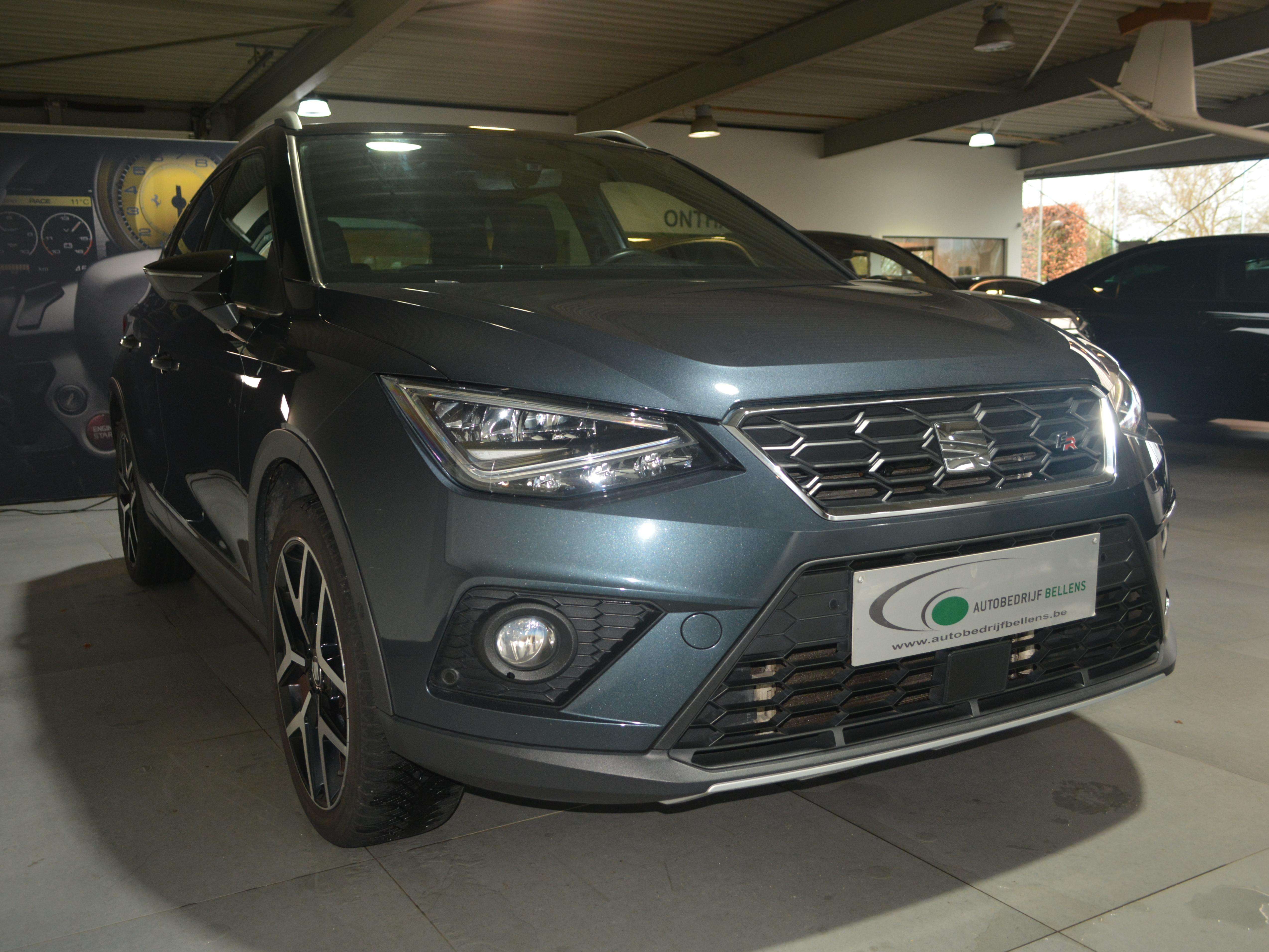 SEAT Arona Arona 1.0 TSI FR (EU6.2) NAVI + CAMERA / APPLE