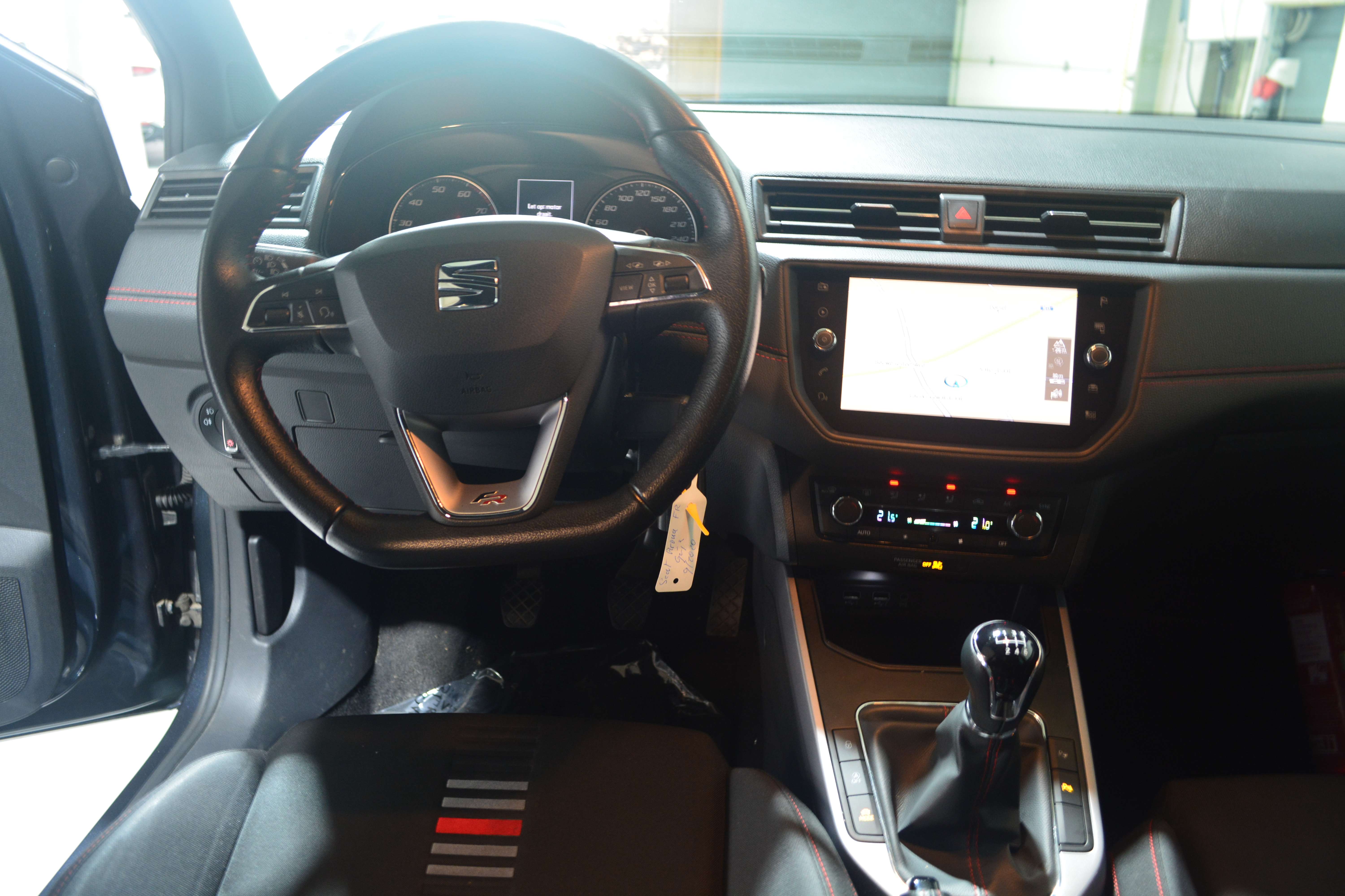 SEAT Arona Arona 1.0 TSI FR (EU6.2) NAVI + CAMERA / APPLE