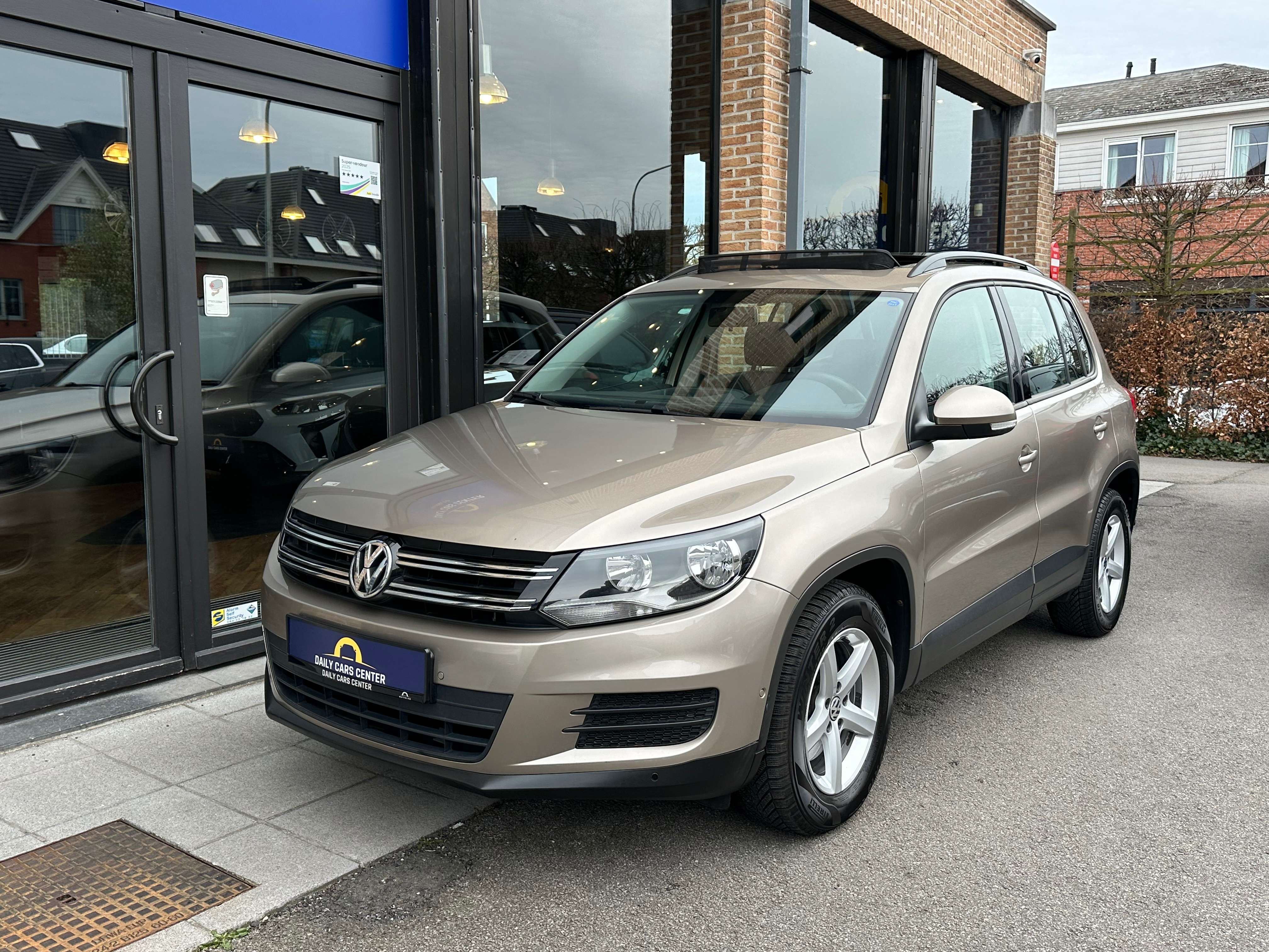 Volkswagen Tiguan 2.0 CR TDi I PANO I CARNET COMPLET I 1ere main