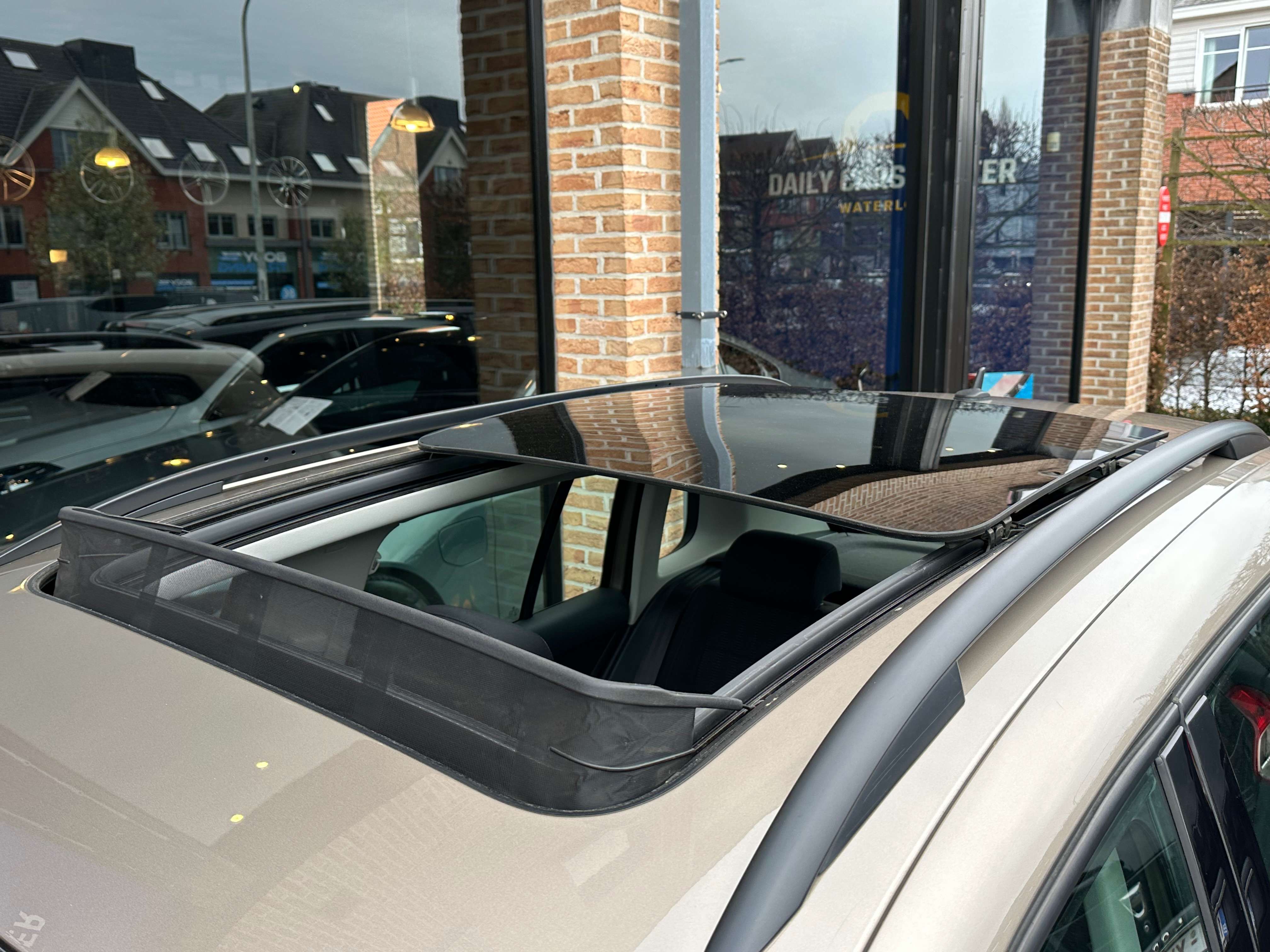 Volkswagen Tiguan 2.0 CR TDi I PANO I CARNET COMPLET I 1ere main
