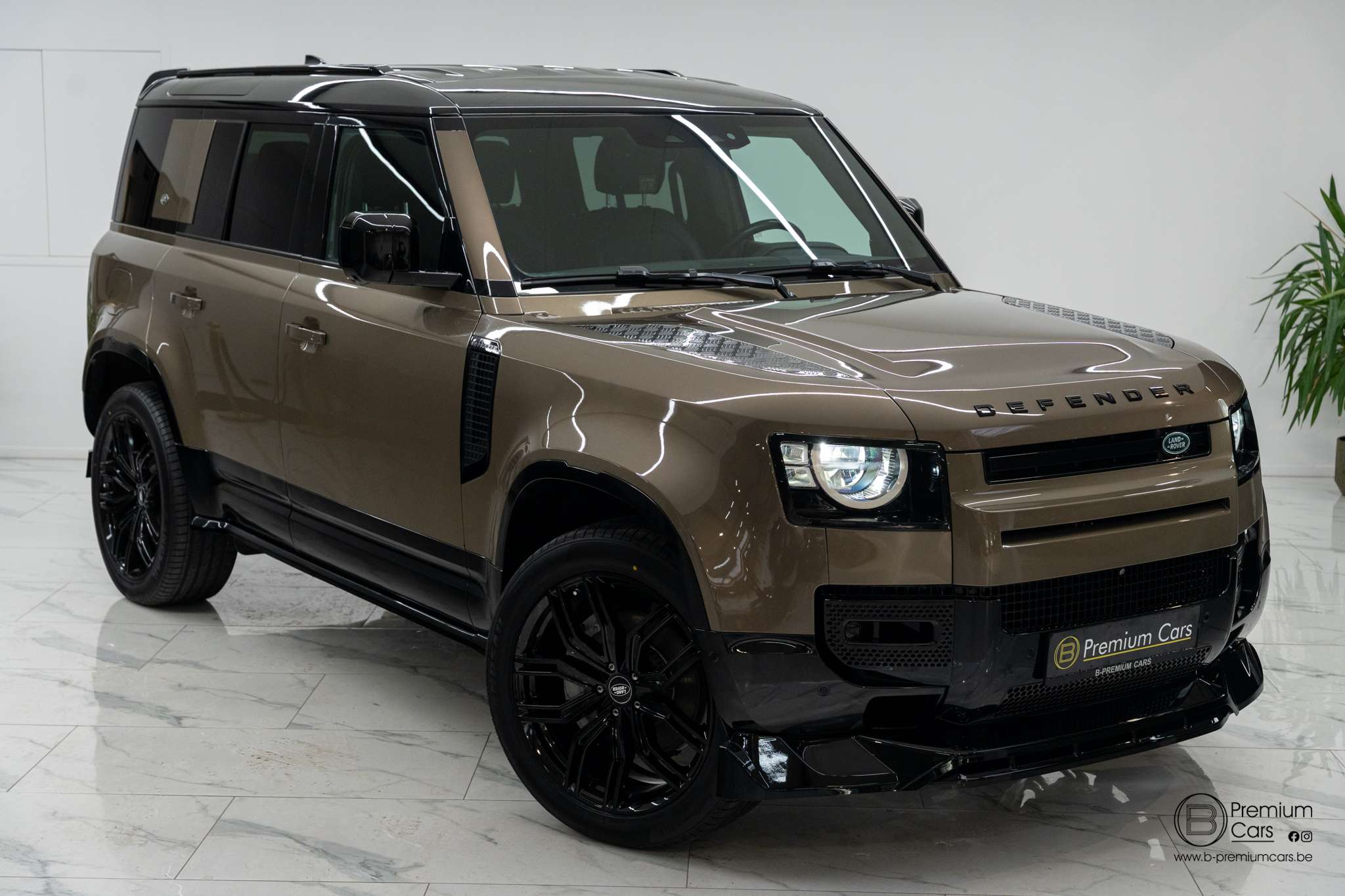 Land Rover Defender 110 / P400e S / AWD! Hybride! Bodykit! 22 Inch!