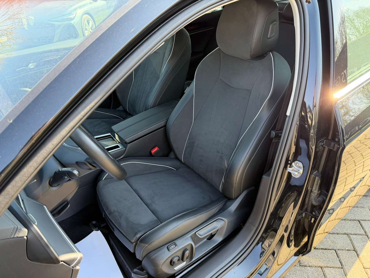 Volkswagen Passat Variant ELEGANCE MASSAGE BIG SCREEN CARPLAY ADAPTIVE CRUIS