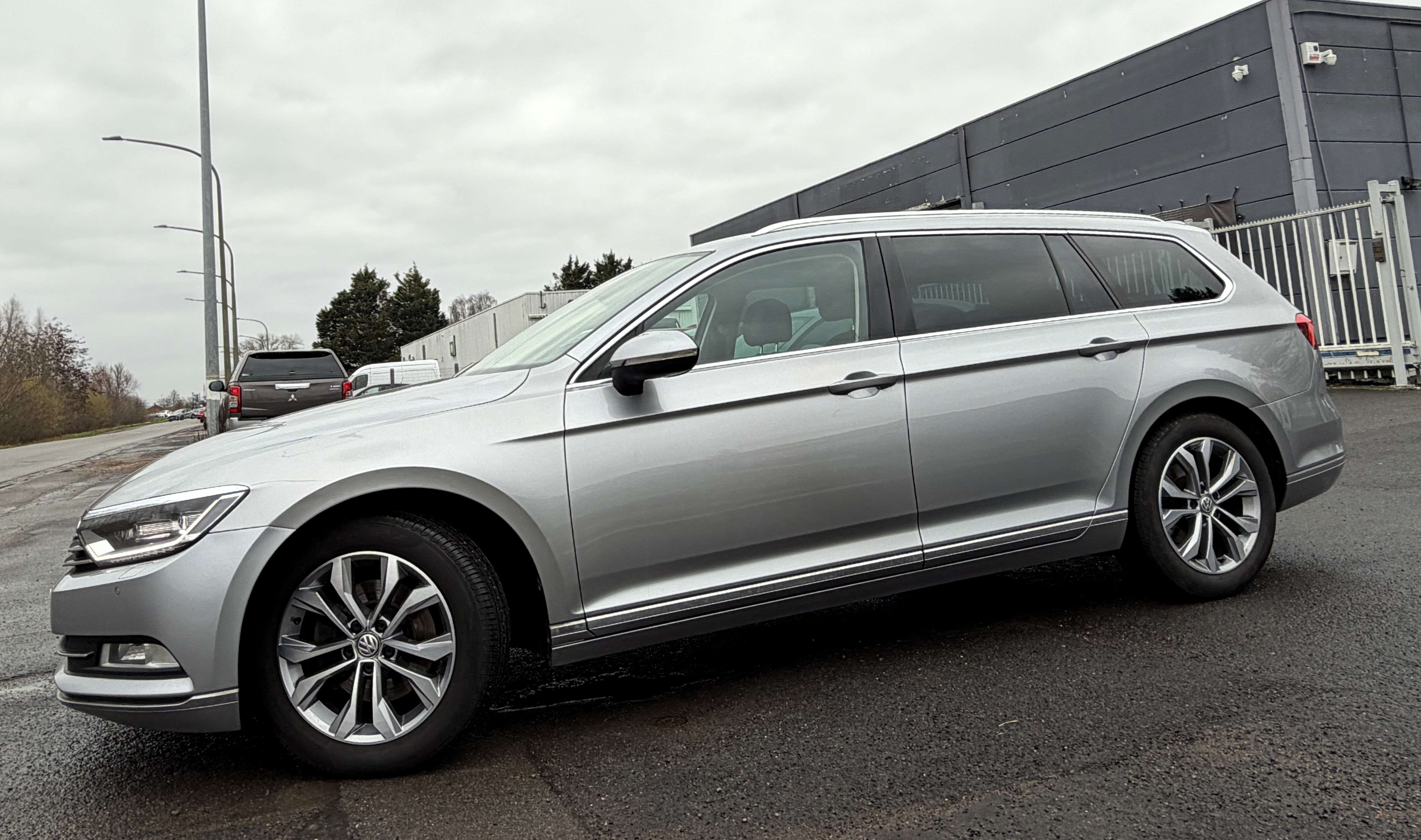 Volkswagen Passat Variant Passat SW Highline  DSG CUIR/CAMERA/FULL LED/NAVI