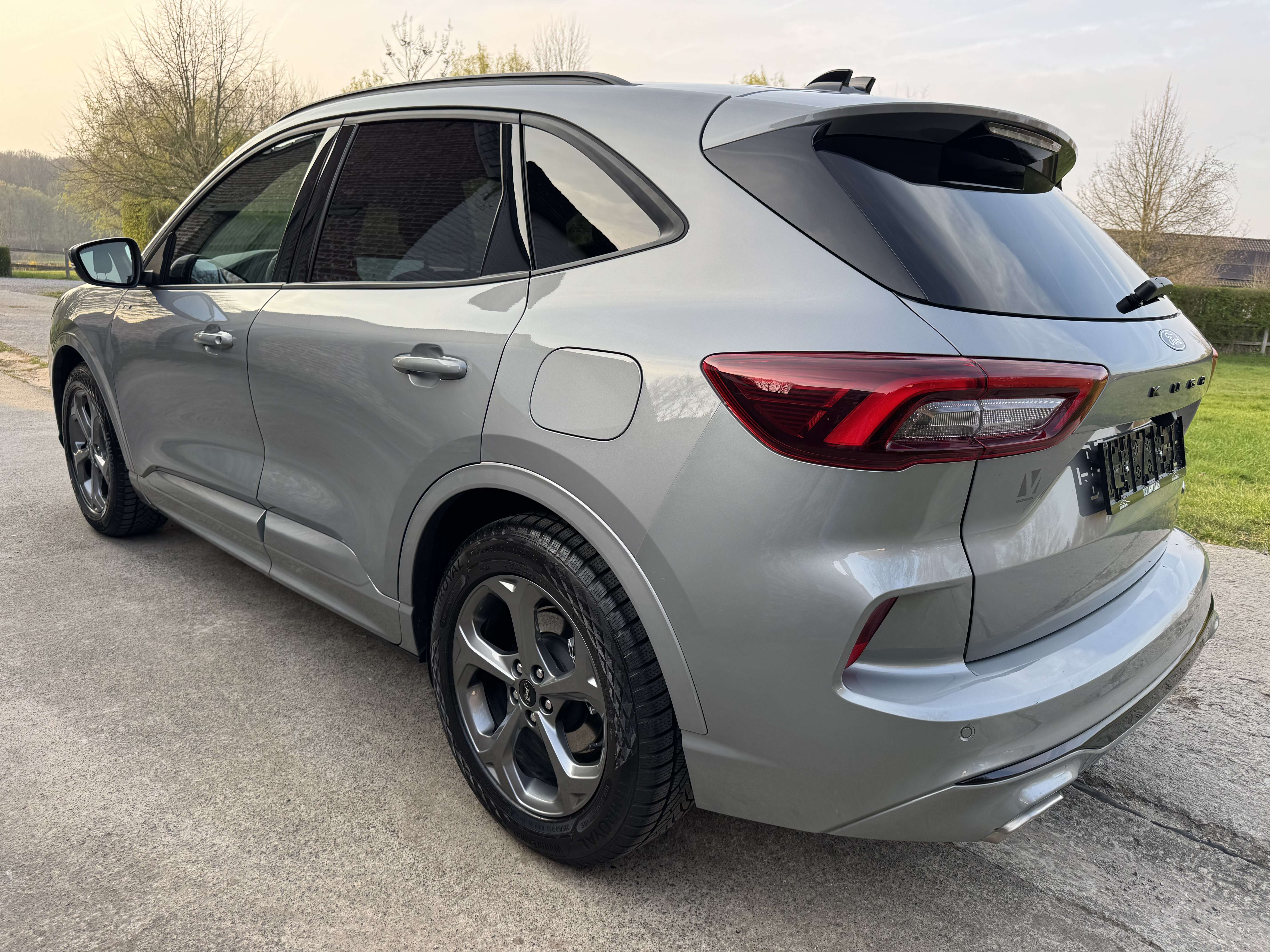 Ford Kuga PHEV 2.5 Duratec FWD ST-Line (178 kW)
