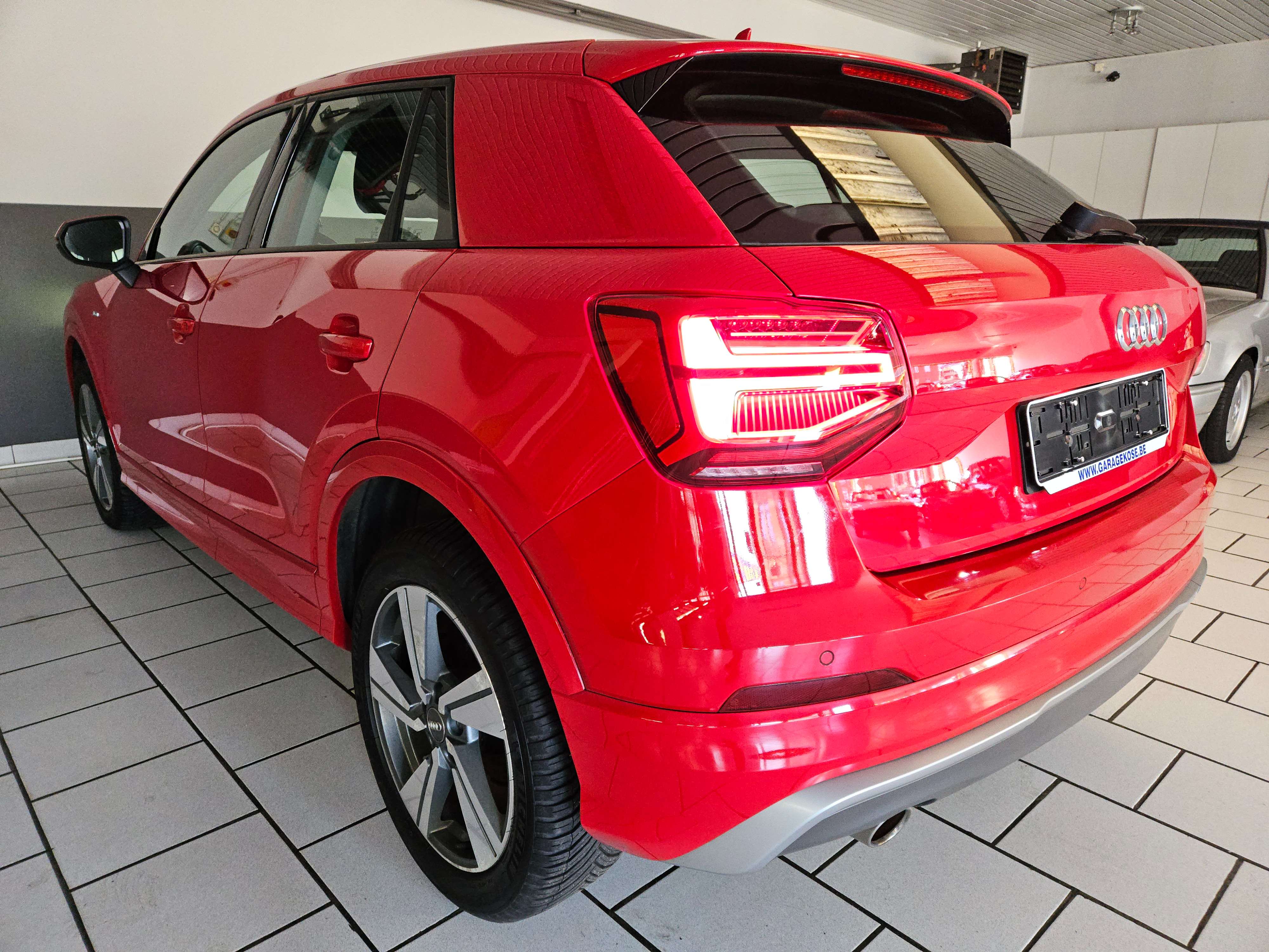Audi Q2 S-LINE | BOITE AUTO | NAVIGATION | PHARES LED |