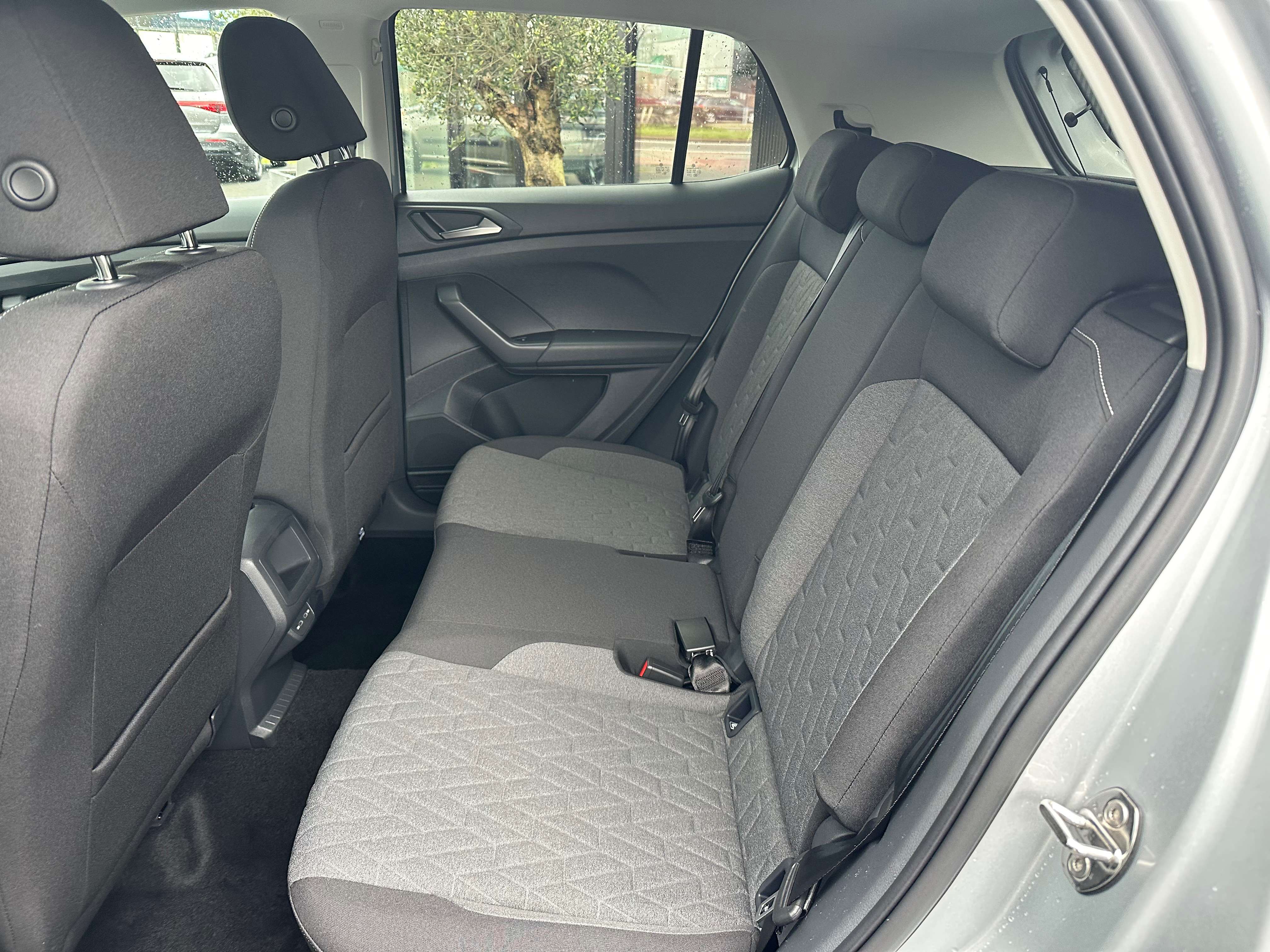 Volkswagen T-Cross 1.0 TSI DSG nieuw 0km 3 jaar waarborg !!!!!