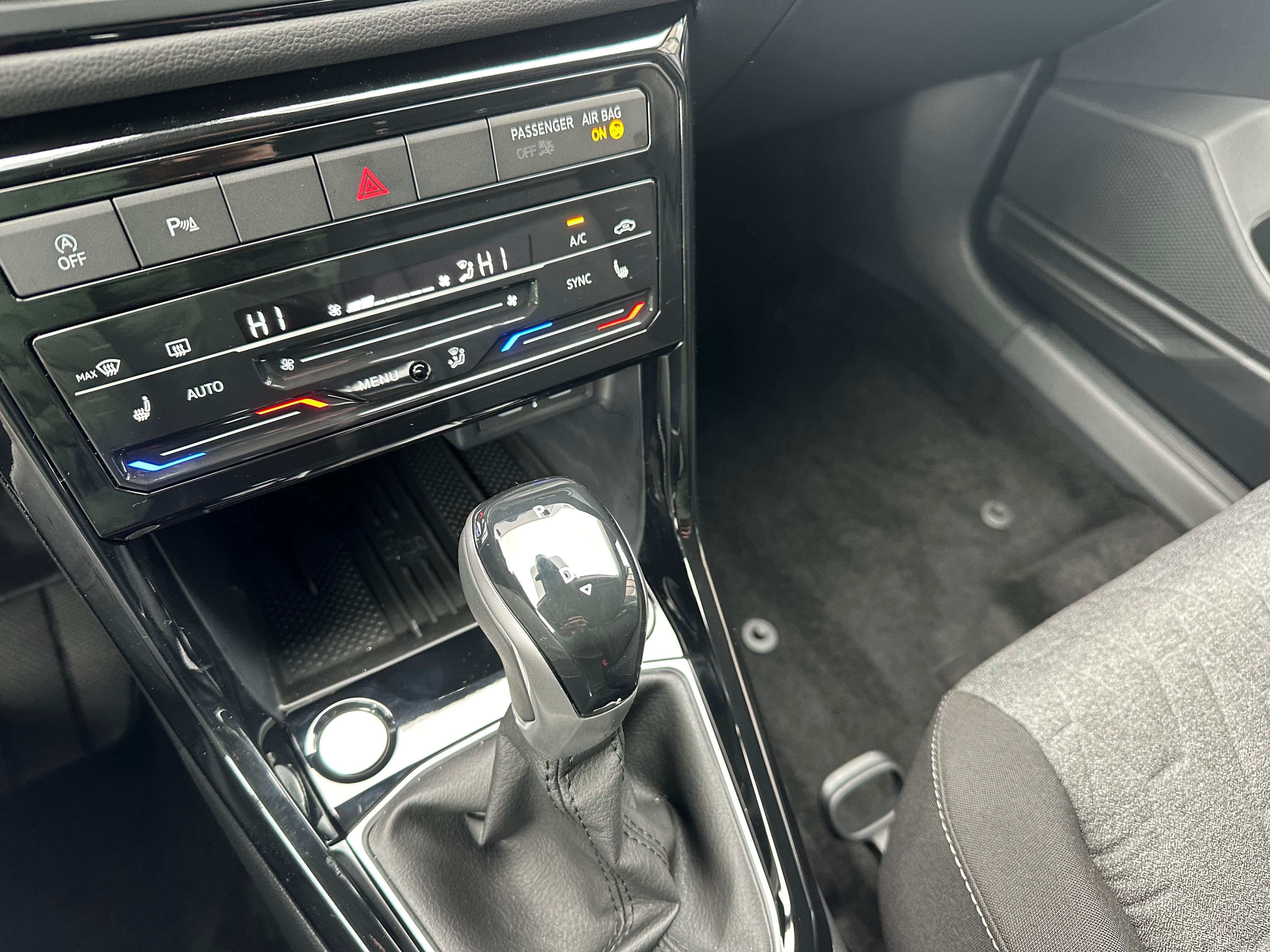 Volkswagen T-Cross 1.0 TSI DSG nieuw 0km 3 jaar waarborg !!!!!