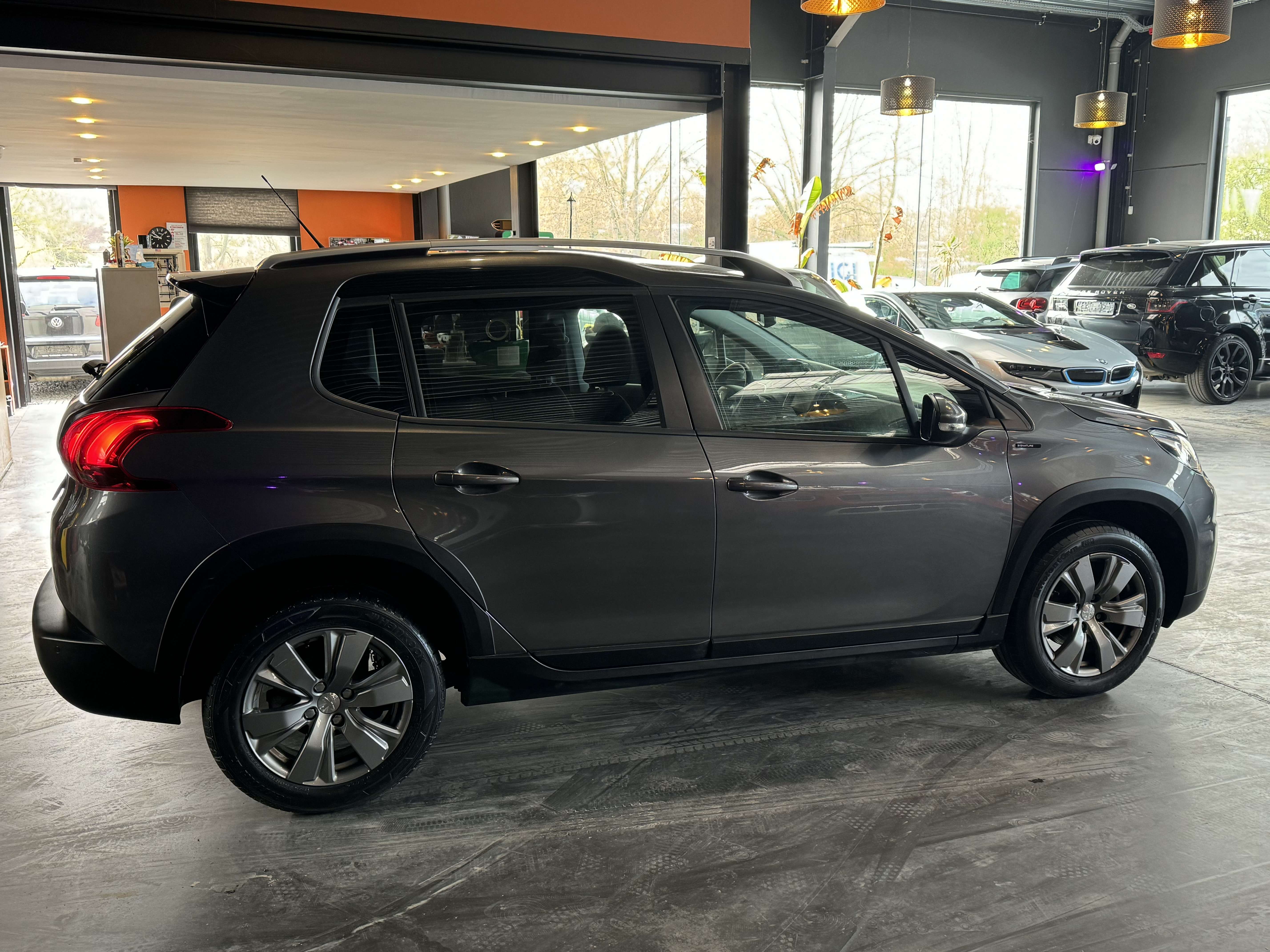 Peugeot 2008 1.2 - 29.000 KM - A/C MEDIA/TEL - LIM/REG - NAVI