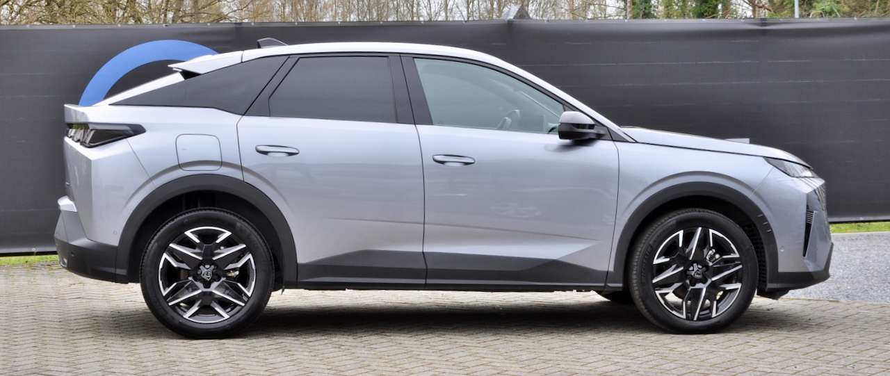 Peugeot 3008 ALLURE CARPLAY 360°CAM KEYLESS