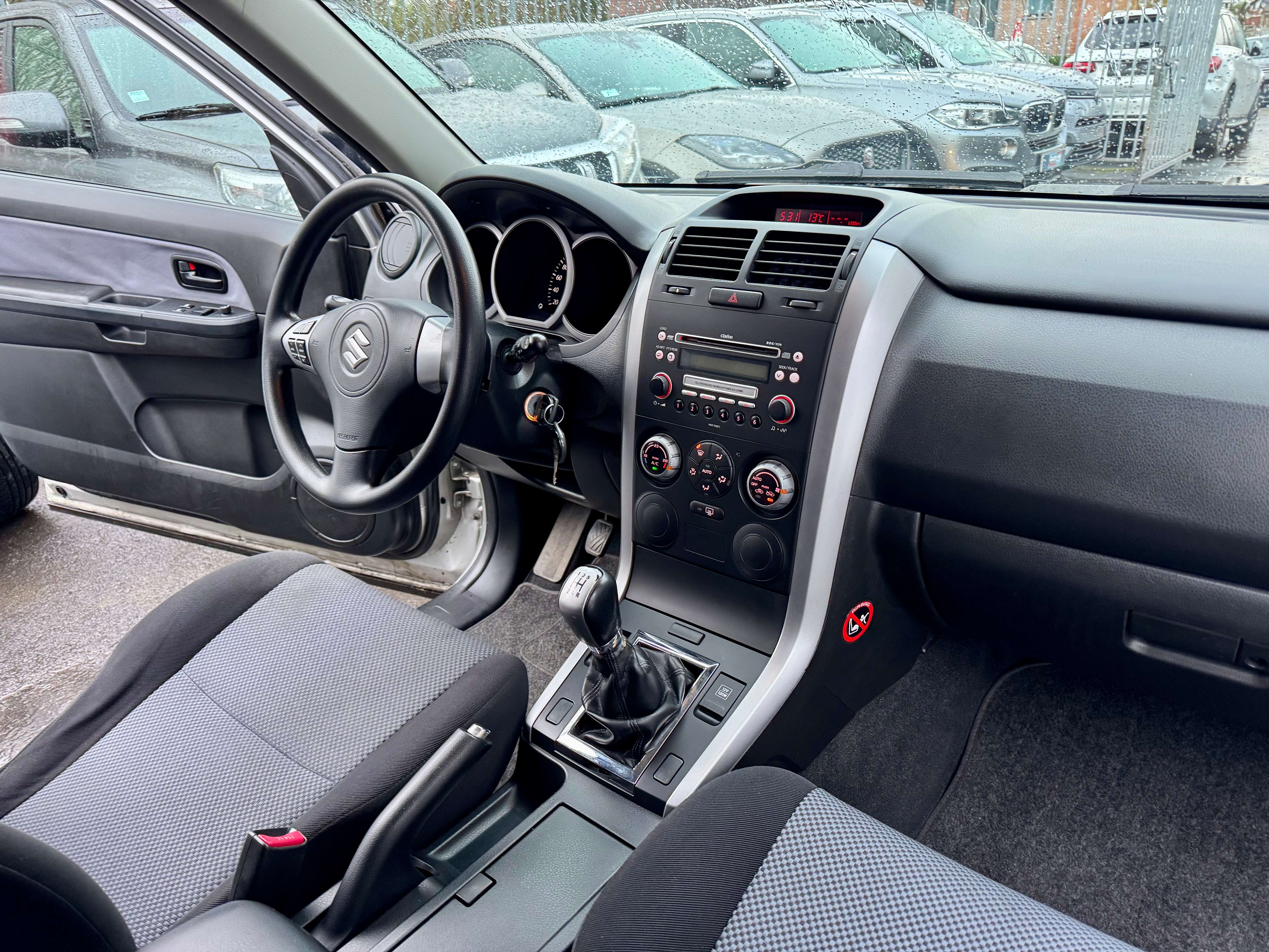 Suzuki Grand Vitara 1.6i 16v JX ABS Airco 5pl " Car-pass "