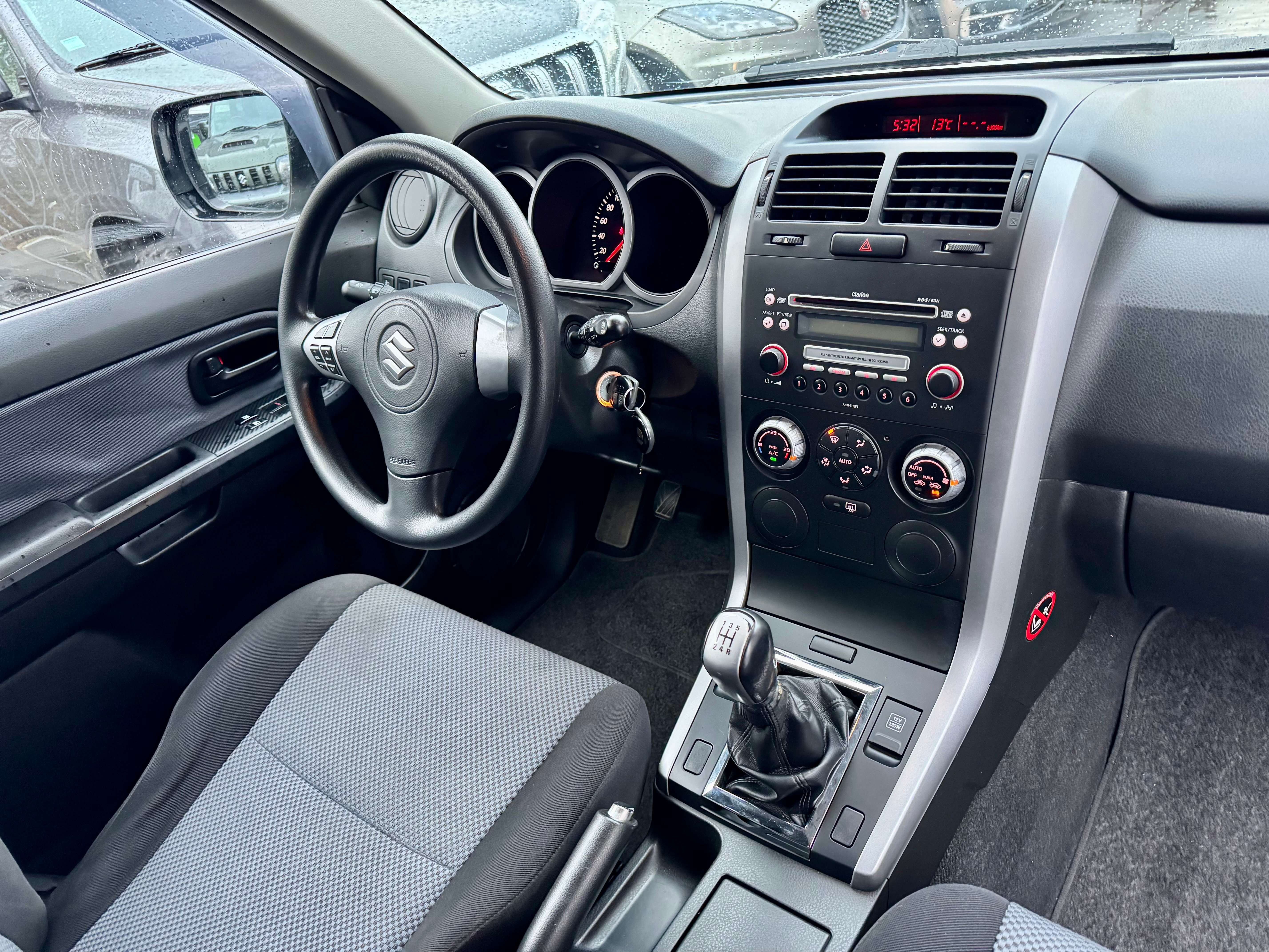 Suzuki Grand Vitara 1.6i 16v JX ABS Airco 5pl " Car-pass "