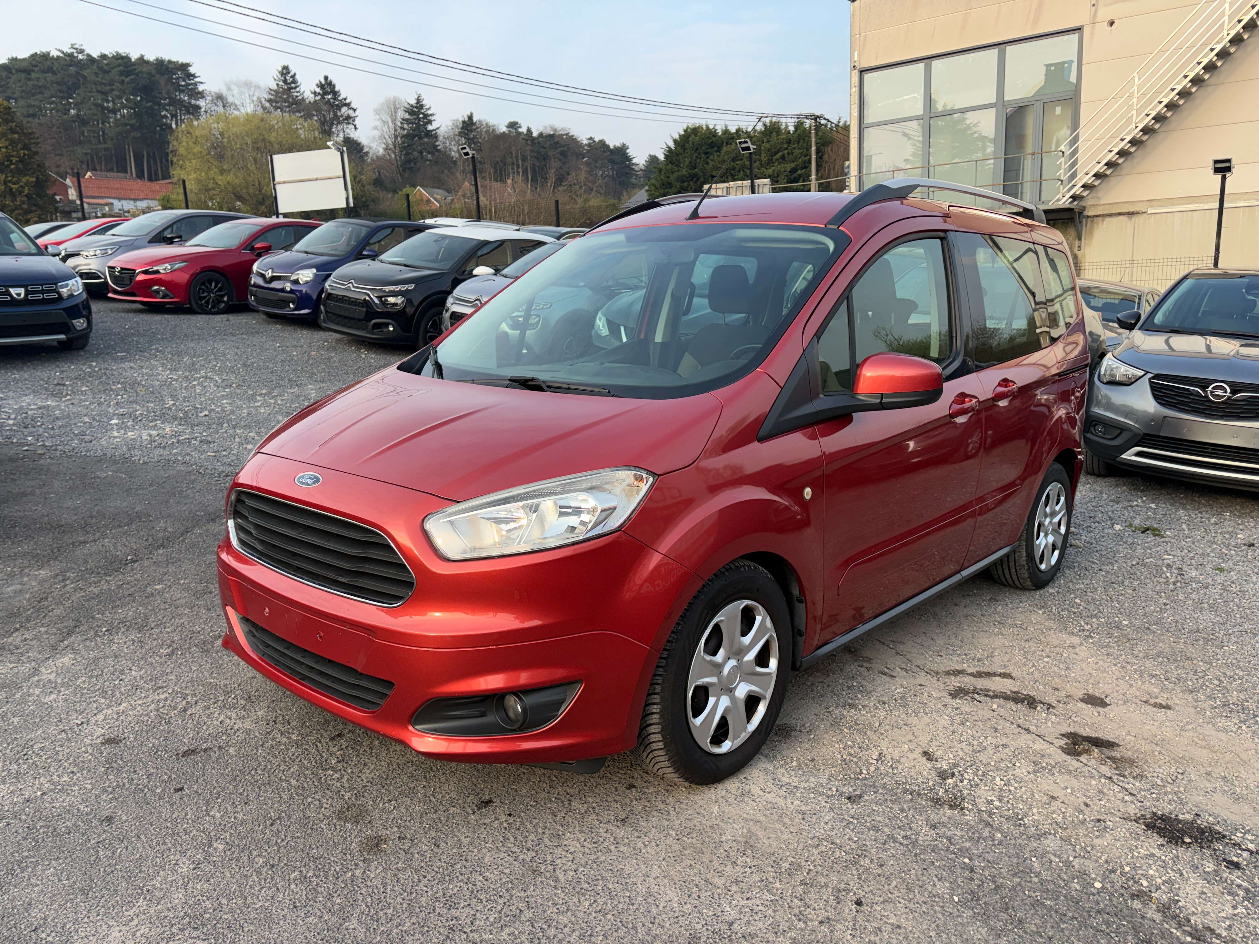 Ford Tourneo Courier 1.0 EcoBoost Trend