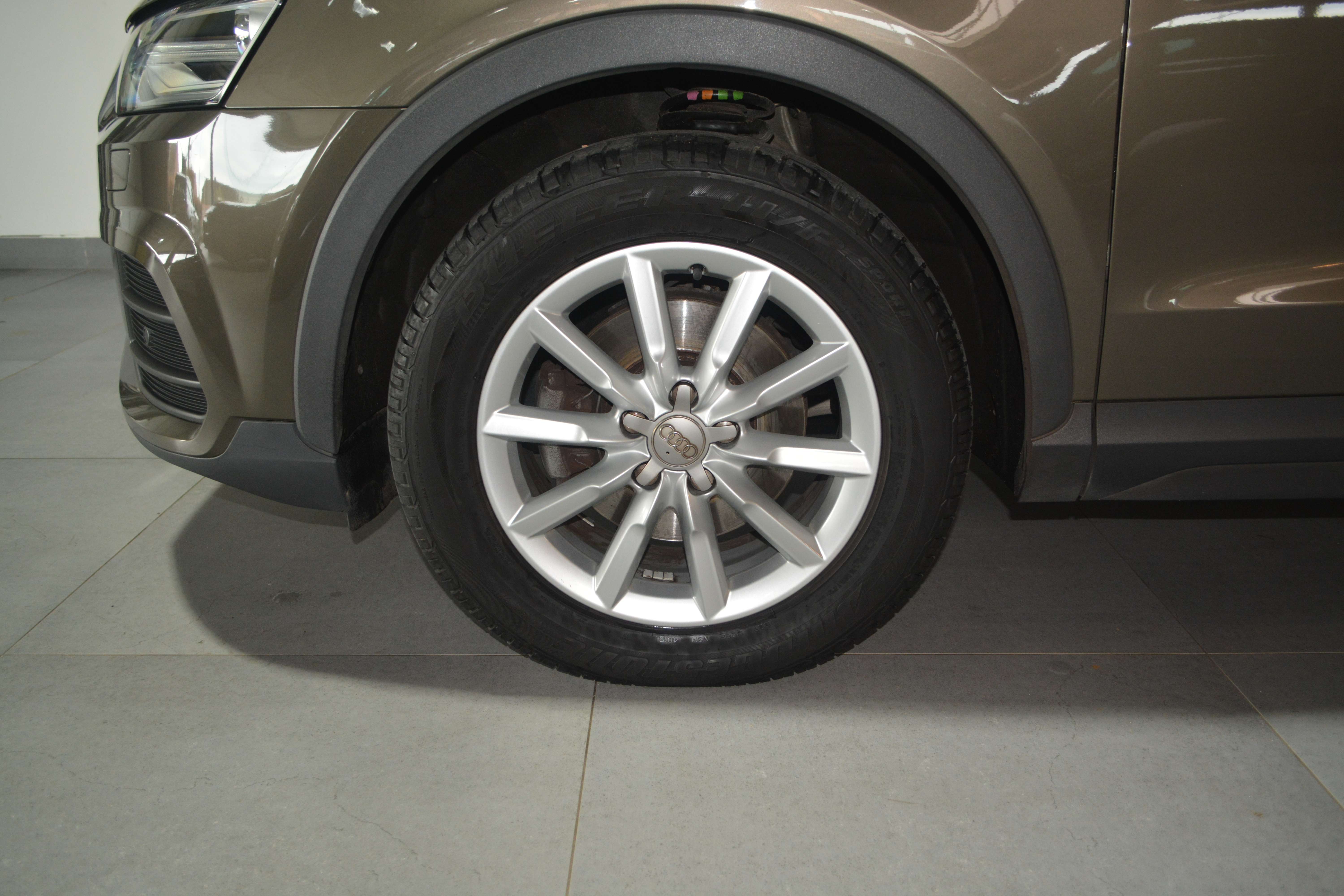 Audi Q3 Q3 1.4 TFSI c.o.d S tronic NAVI / 60.000 KM / TOPS